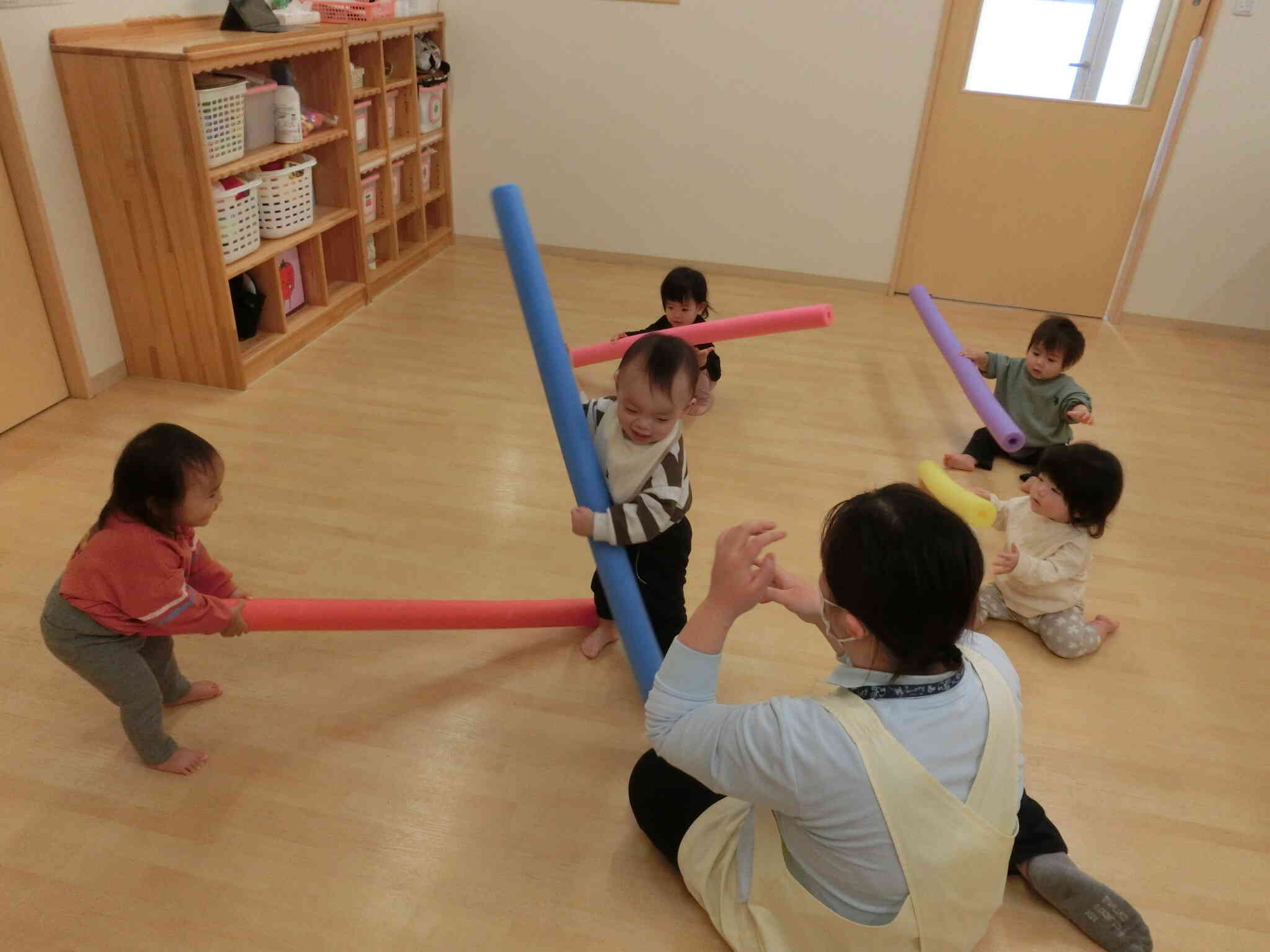 ひよこ組　長ーい棒！