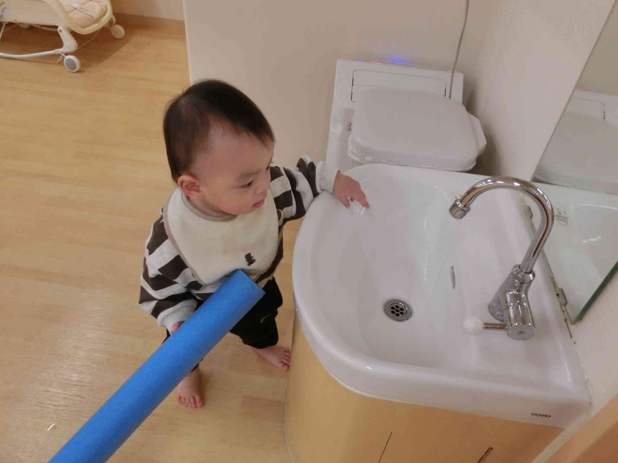 棒を持ってる僕かっこいいかな？