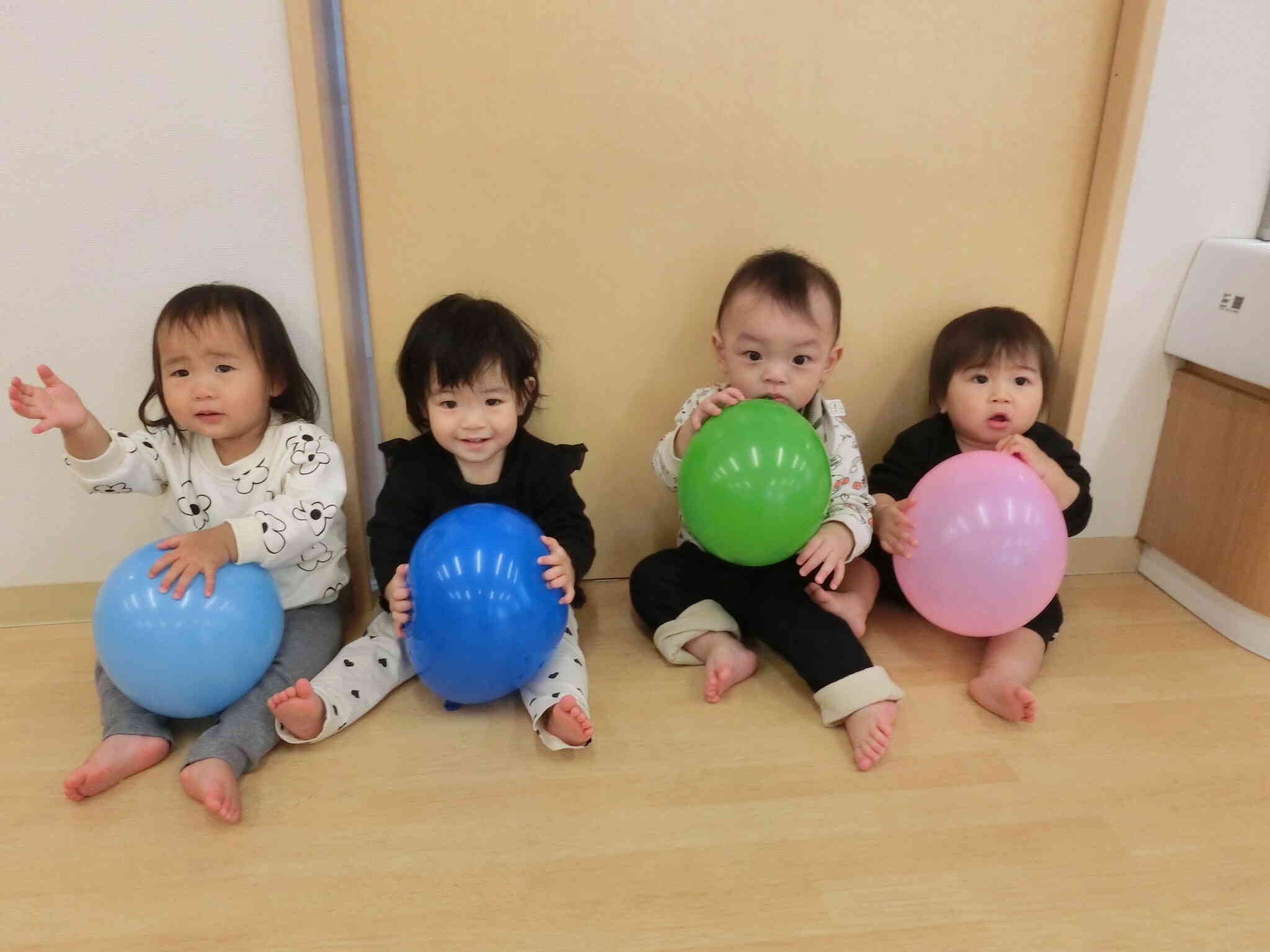 大好きな風船と一緒に♡