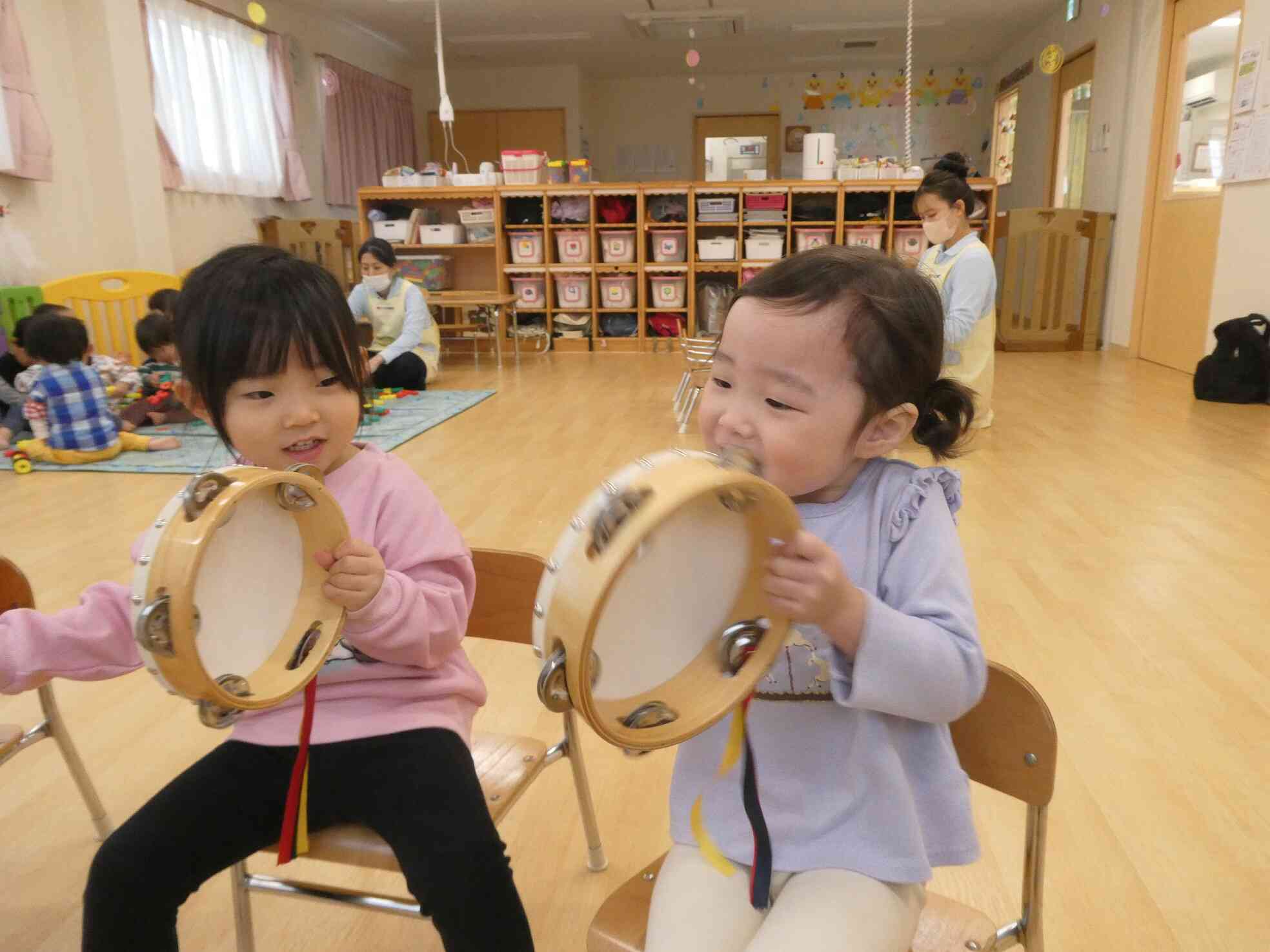 うさぎ組　楽器遊び♪