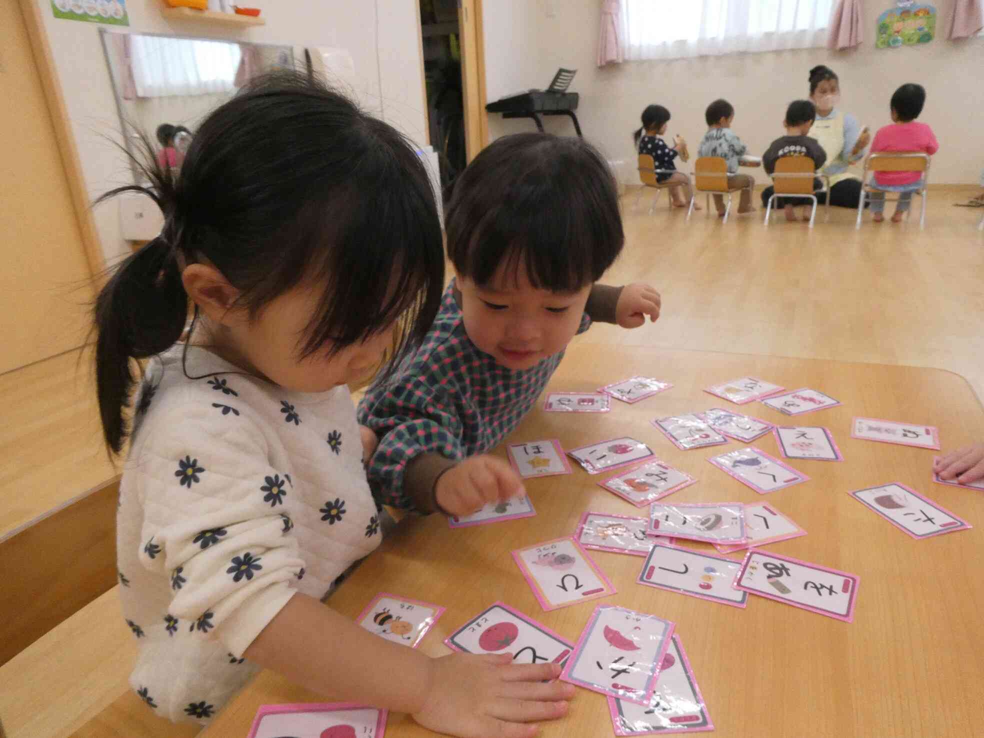 うさぎ組　カルタ遊び☆