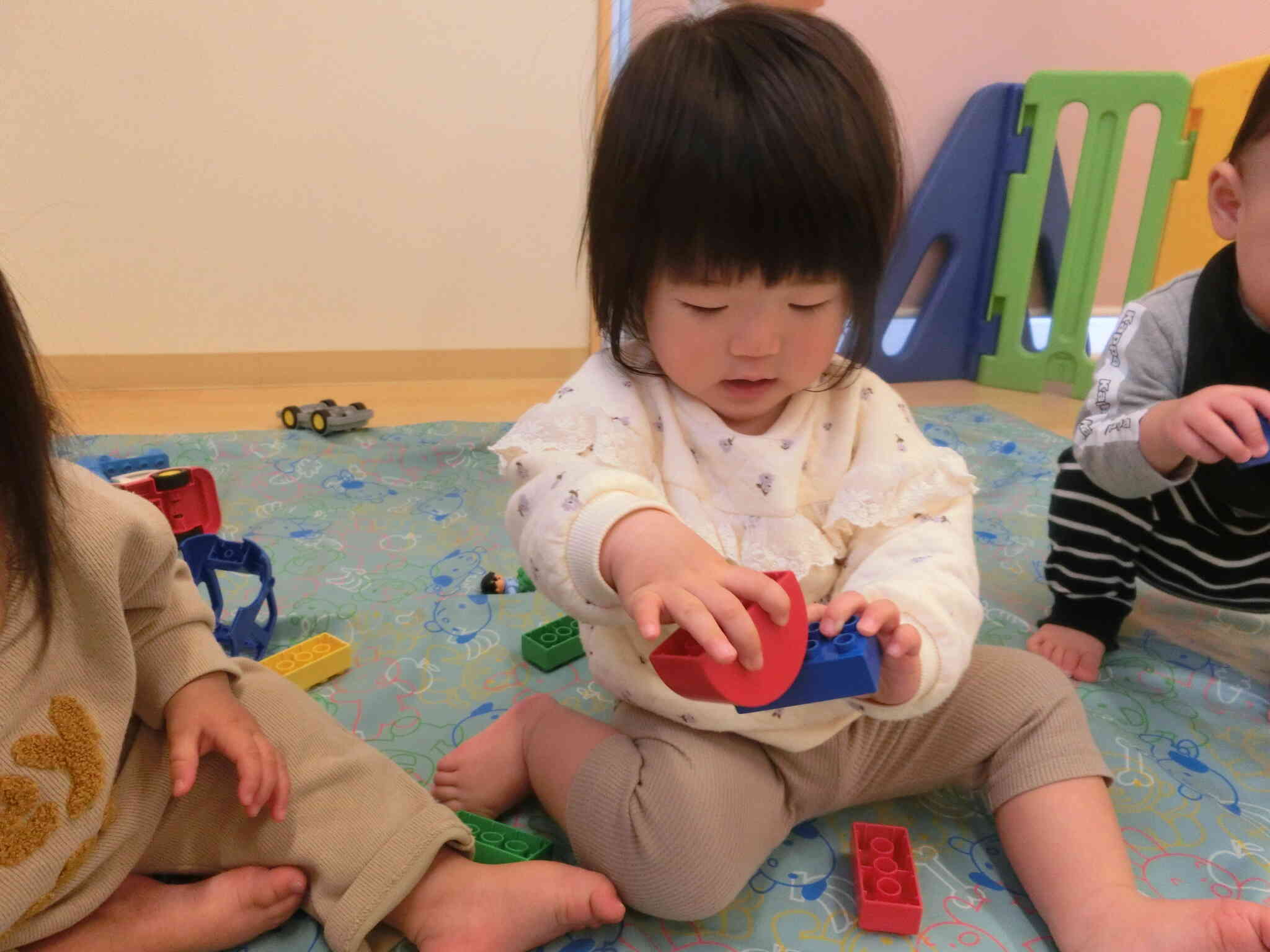 これをこうやってと♬