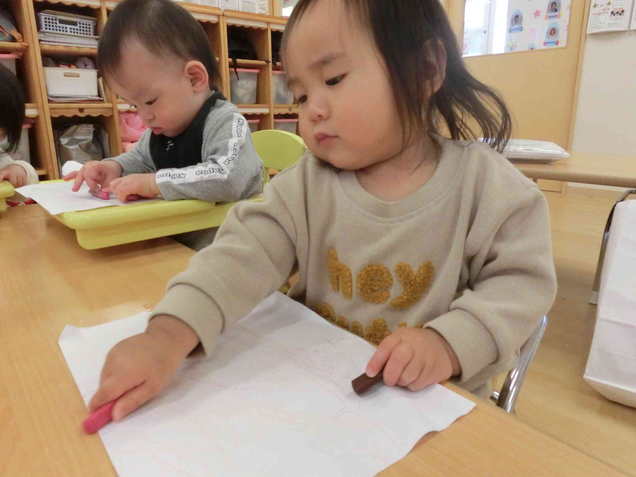 何を描こうかな…