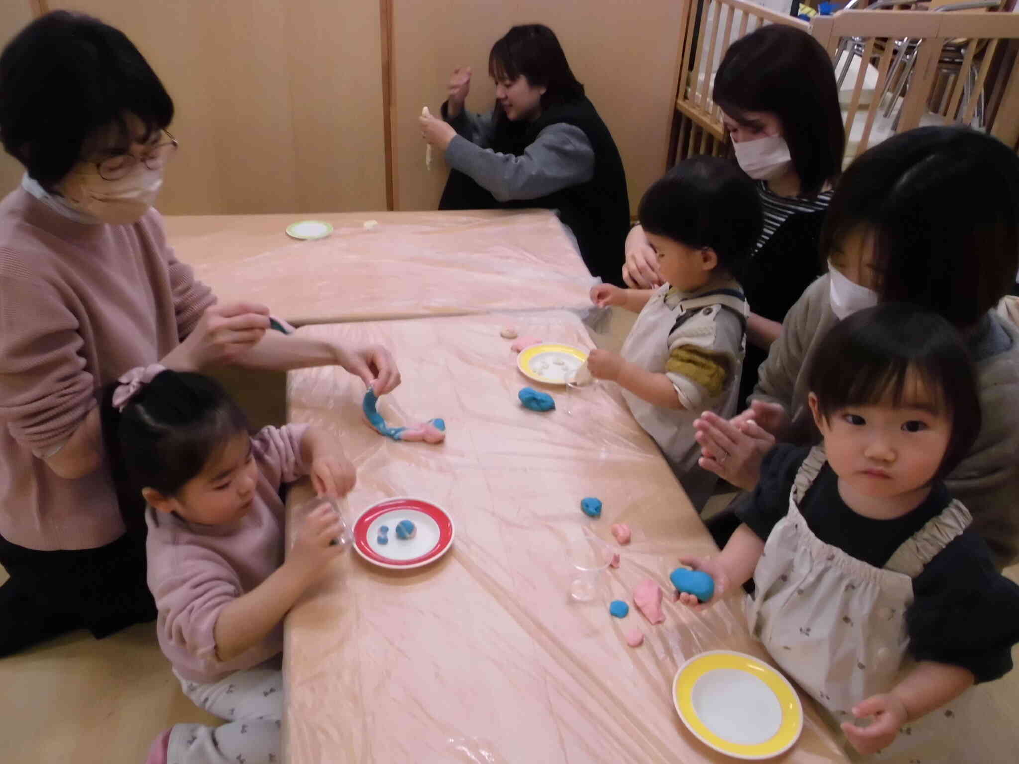 みんなで一緒に遊ぶと楽しいね♪