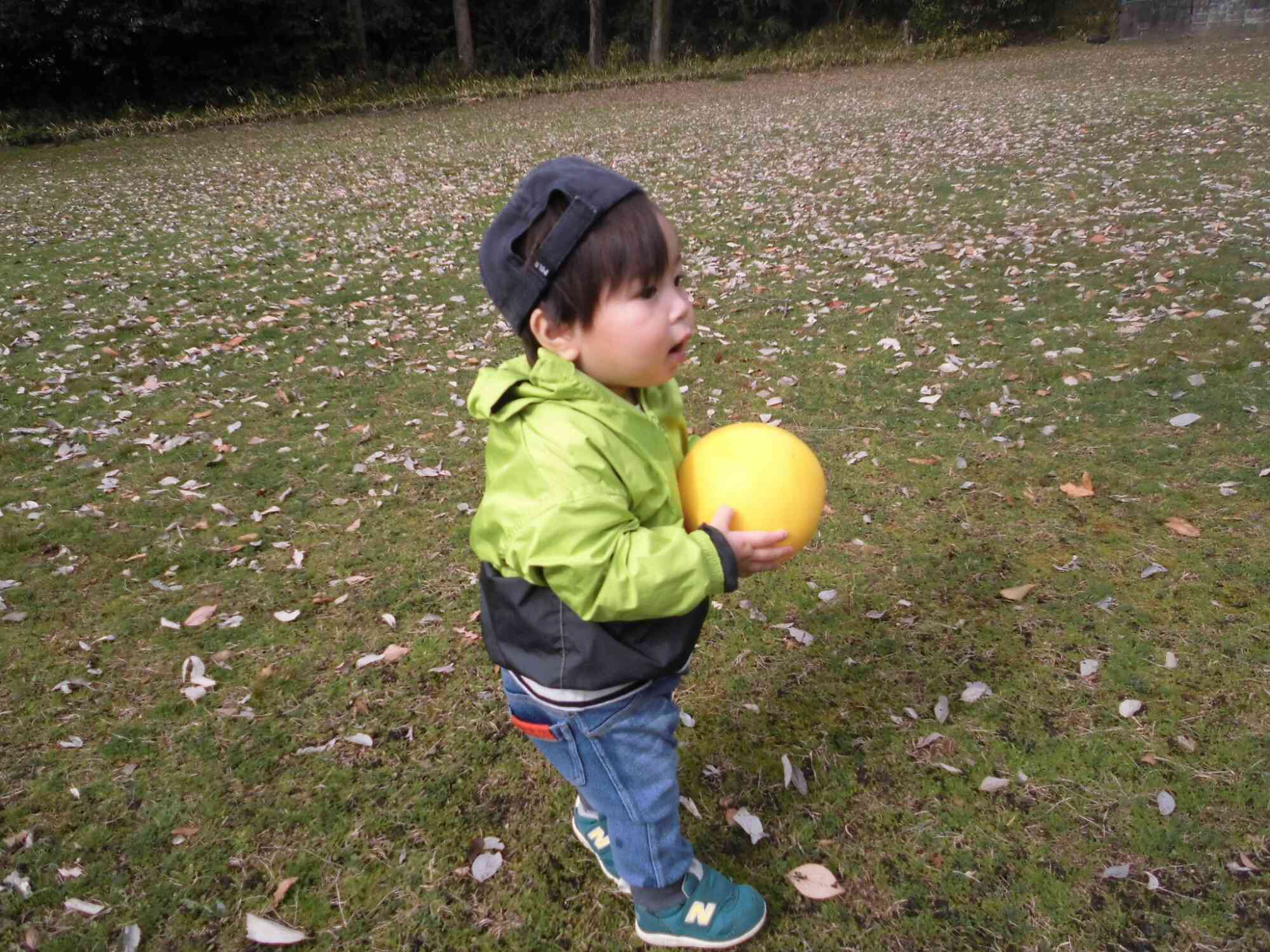 ボール行くよ！