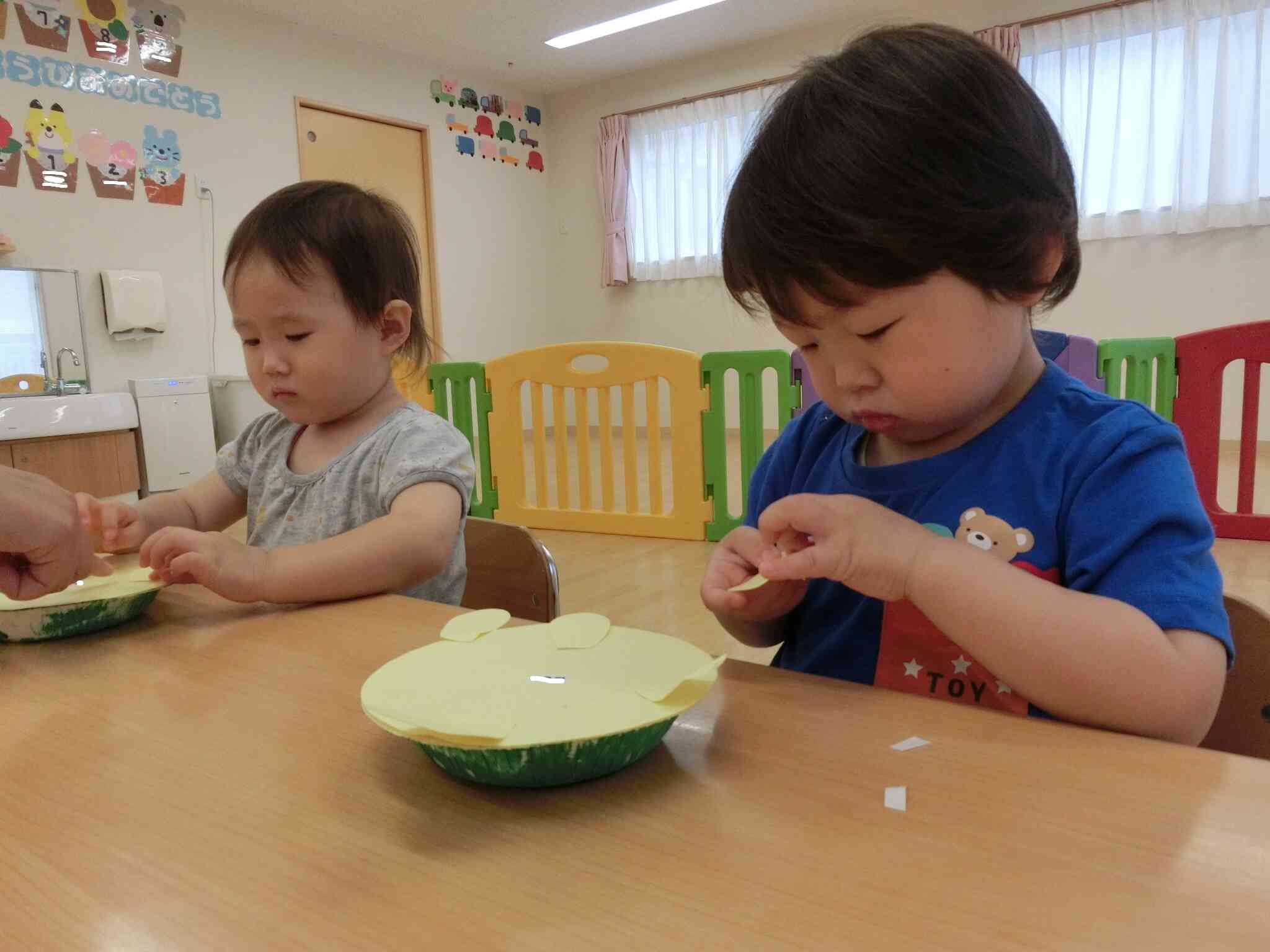 どこに貼ろうかな？
