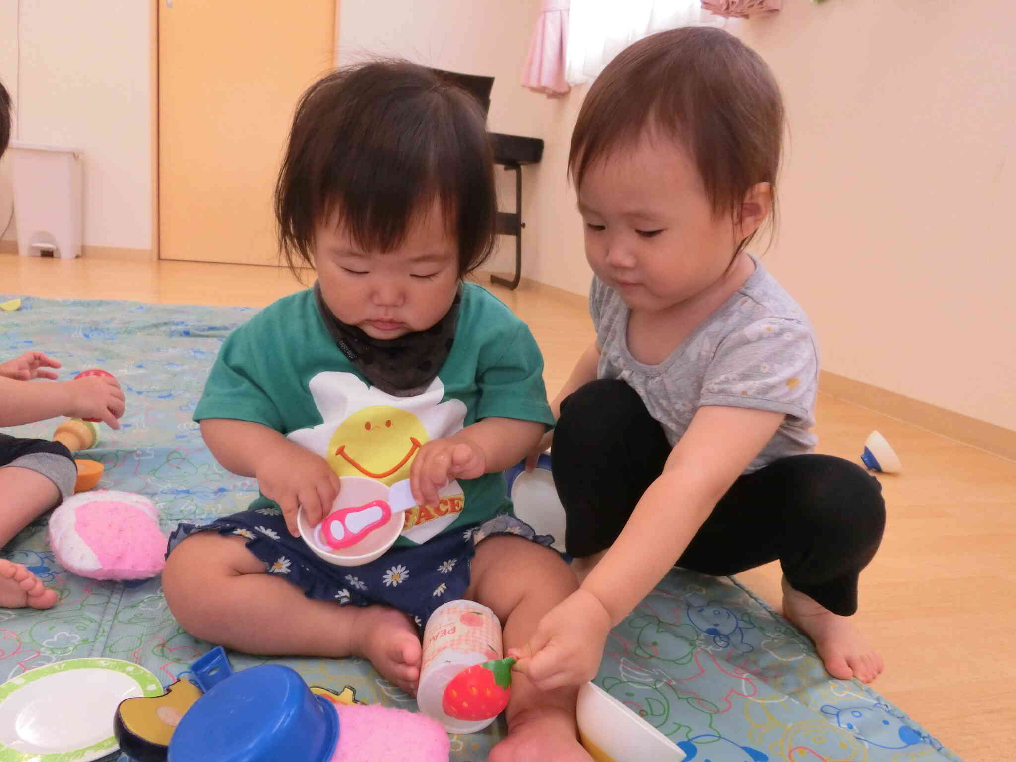 うさぎ組　ひよこ組のお友だちと一緒に遊んだよ☆