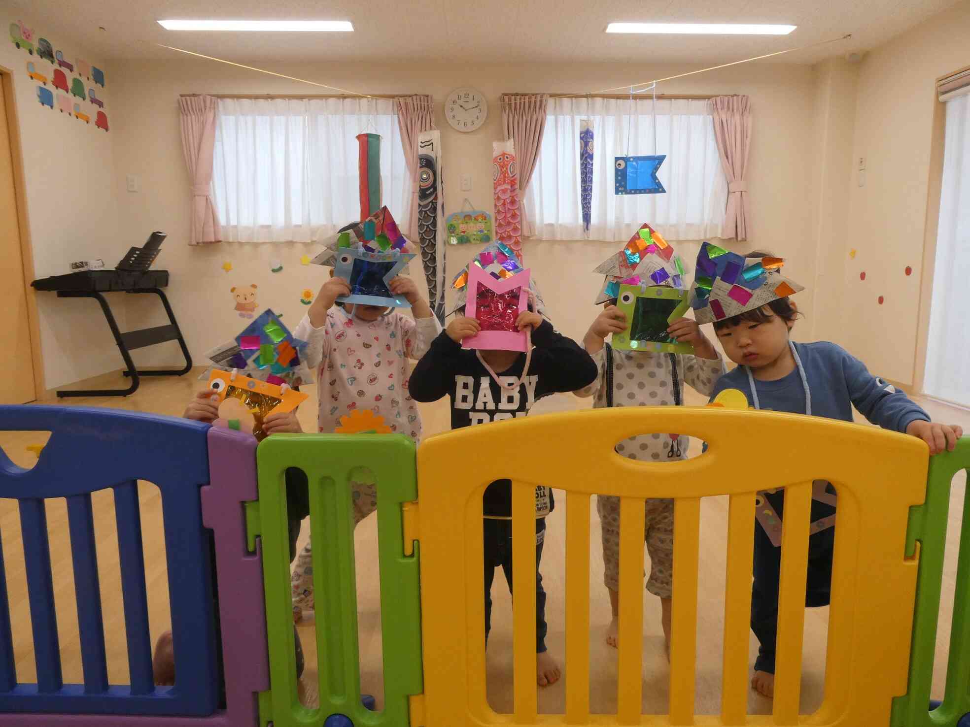 虫眼鏡で見ると…