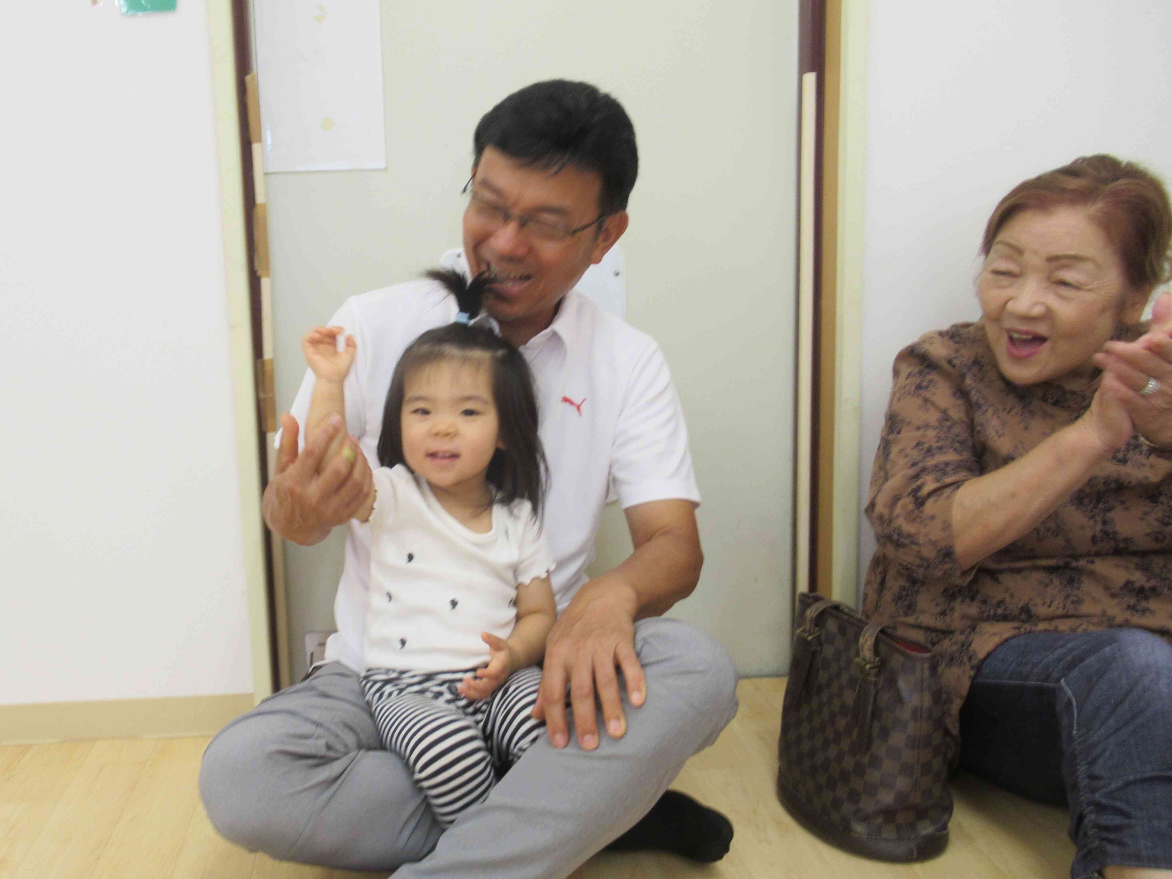おへんじ「はーい!!」