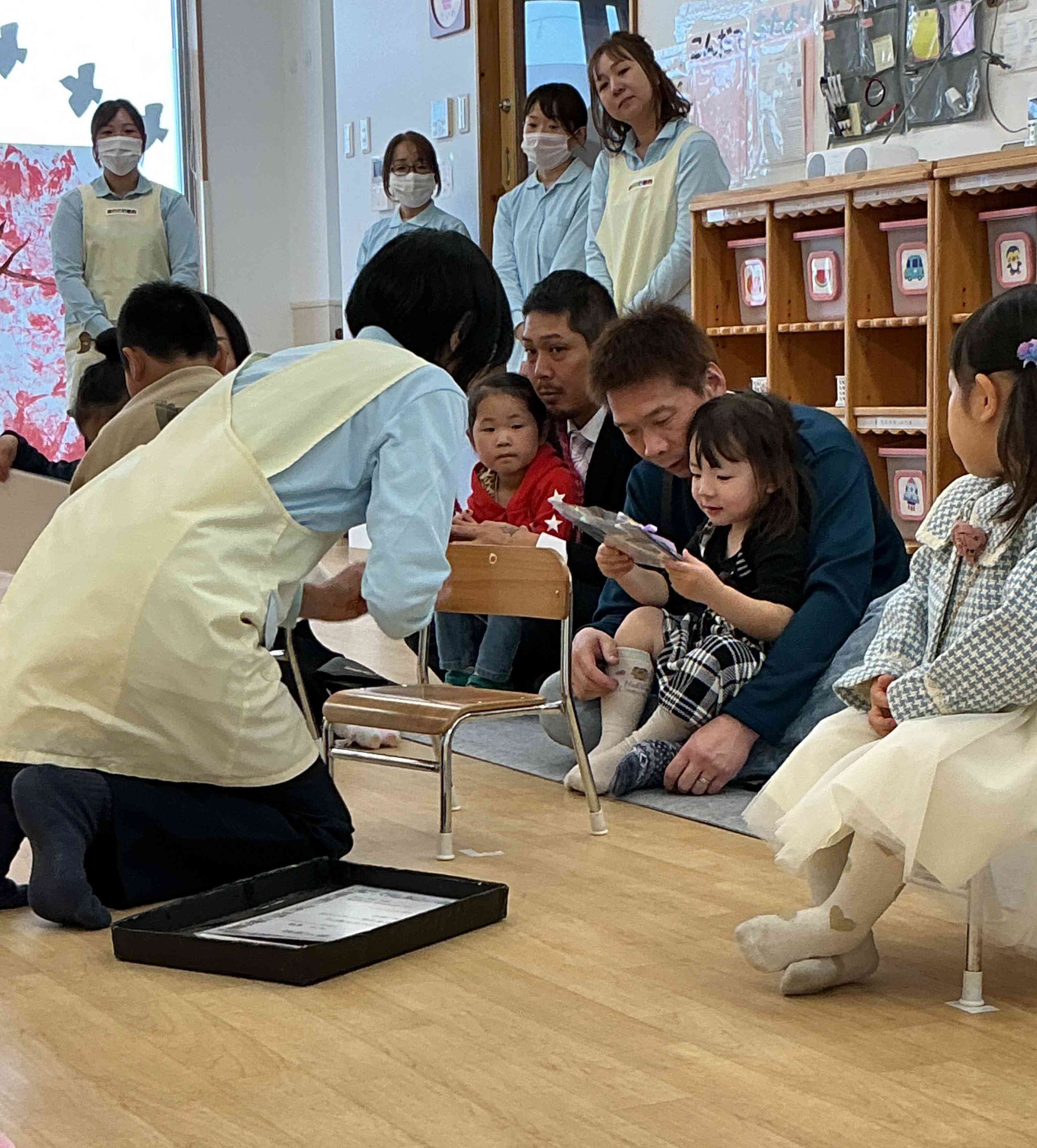 自分たちで作った記念品『写真フレーム』