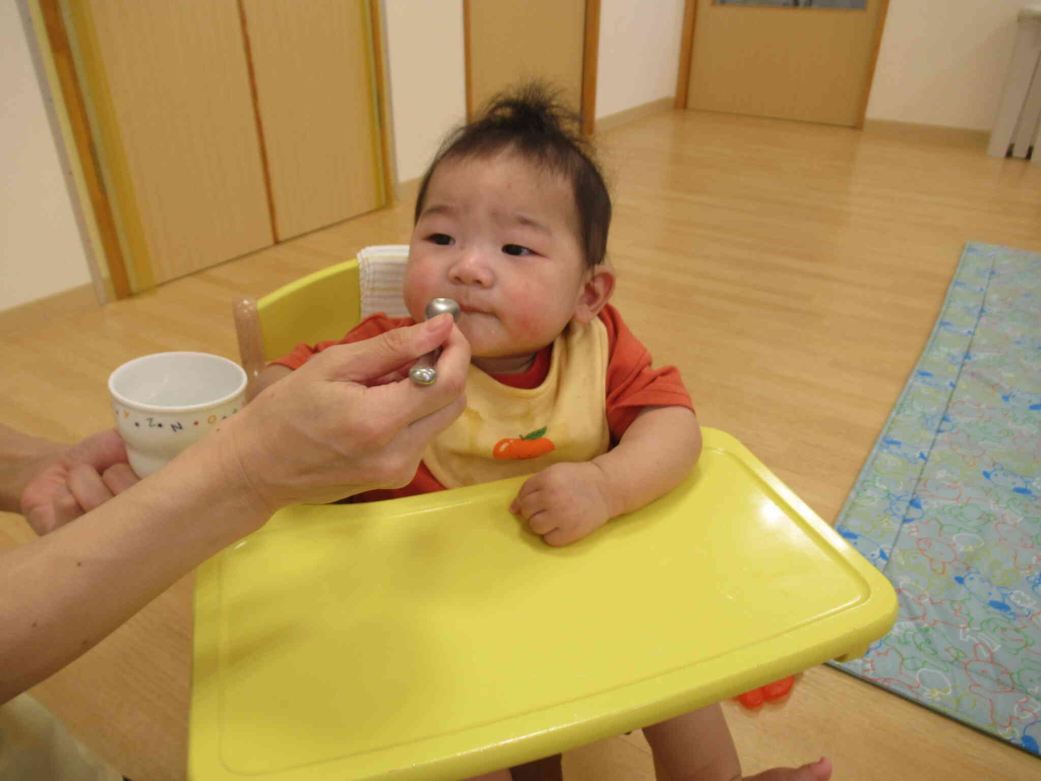 はじめてのおやつ♪