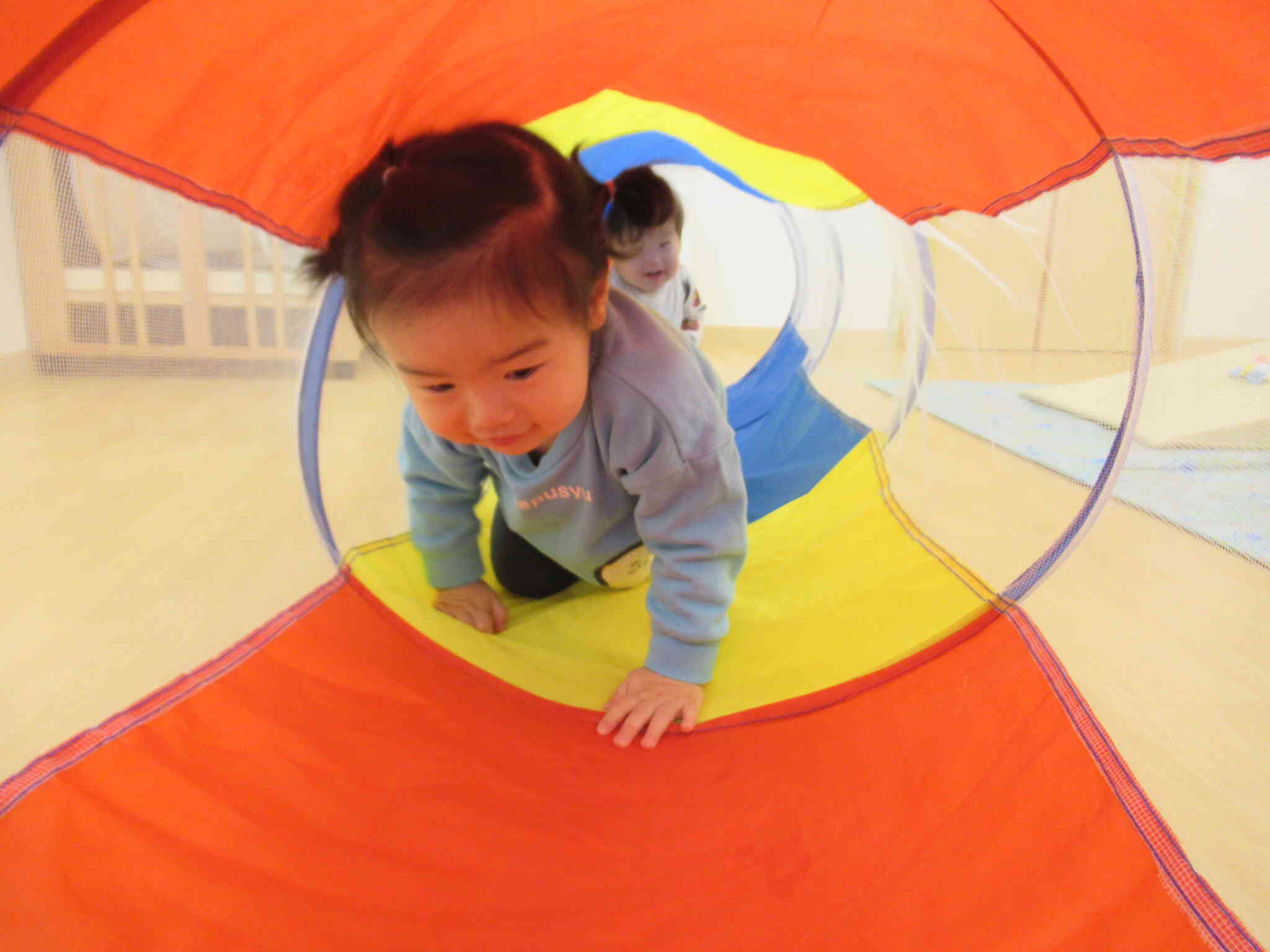 体を動かして遊びました