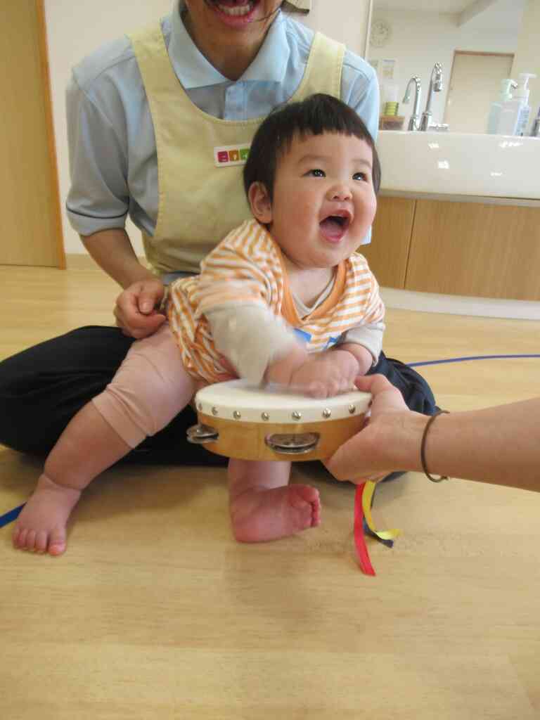 わぁーーー｢タンバリン｣って楽しいね♪