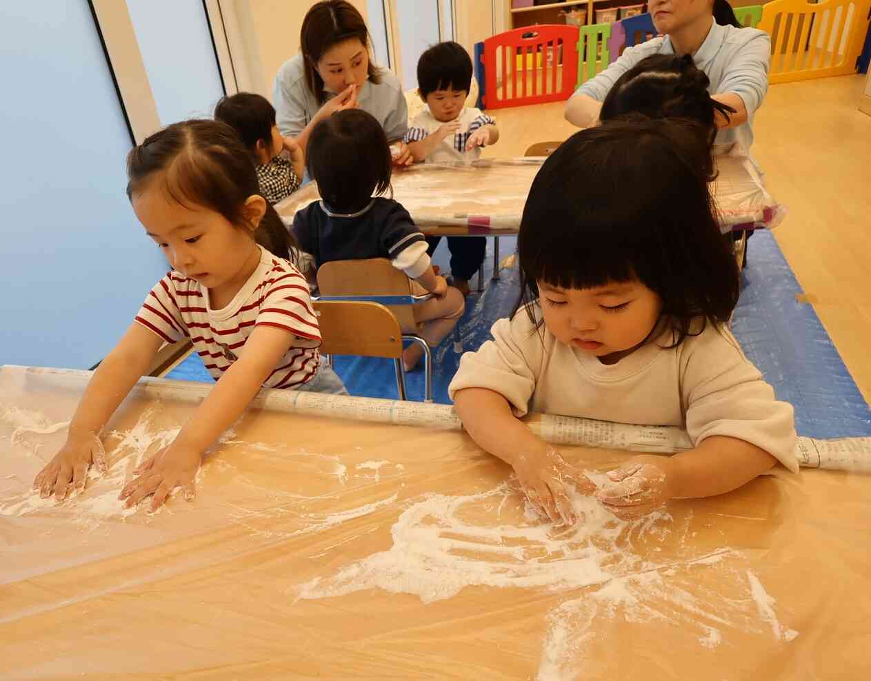 おもいっきり！　感触遊び
