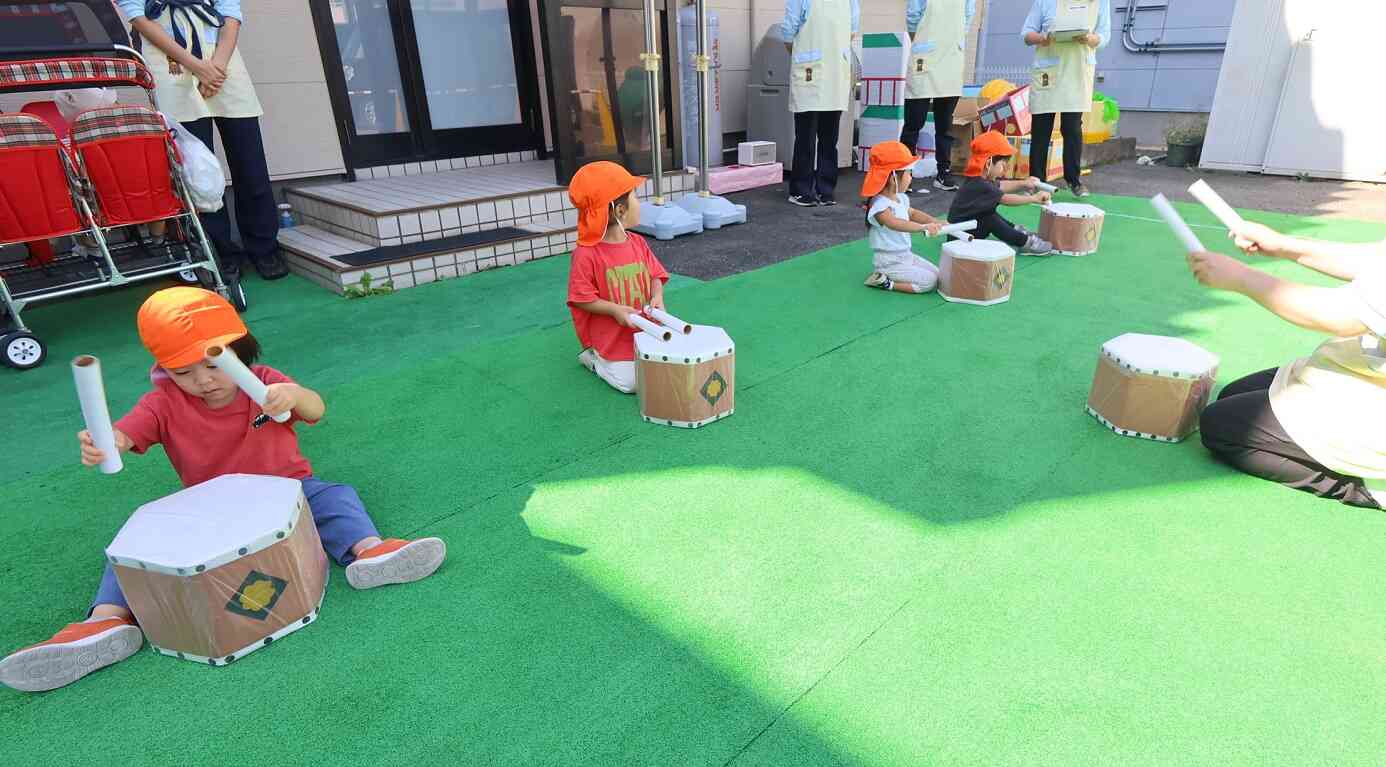 運動会ごっこ（うさぎ組２歳児）