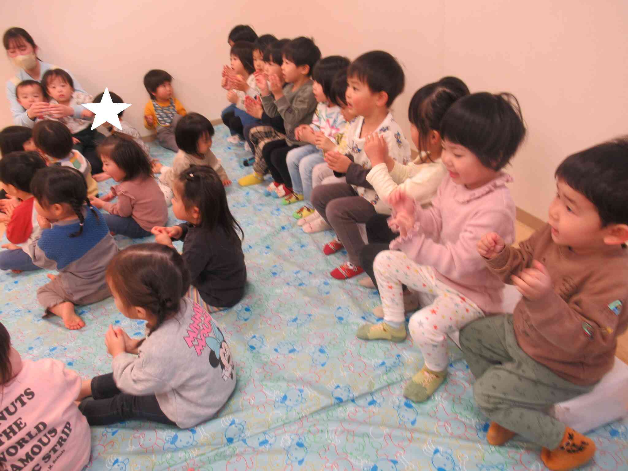 3月の誕生会　ひよこ・あひる・うさぎぐみ