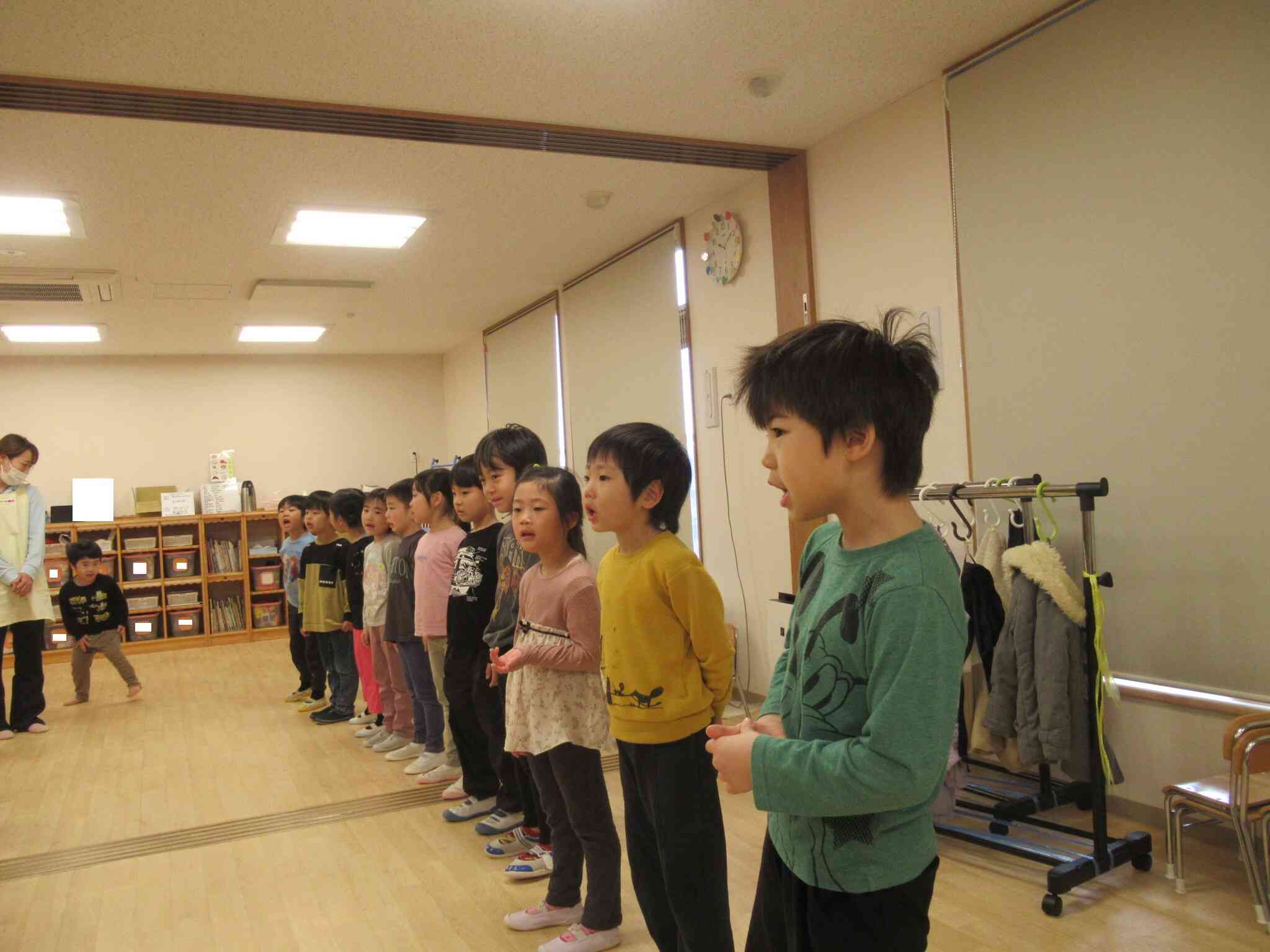 3月誕生会　りす・ぱんだ・きりんぐみ