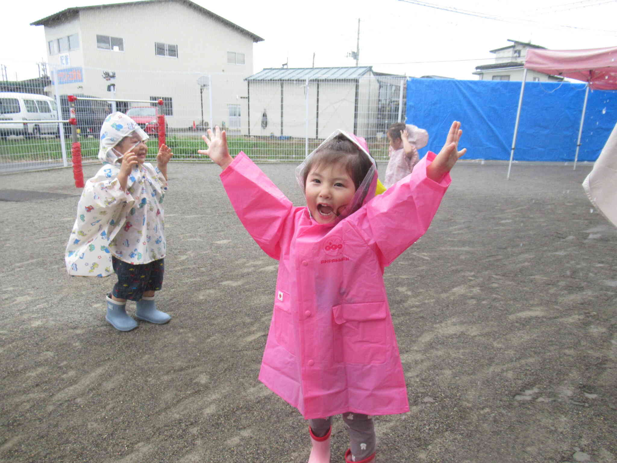 わぁーい雨だー