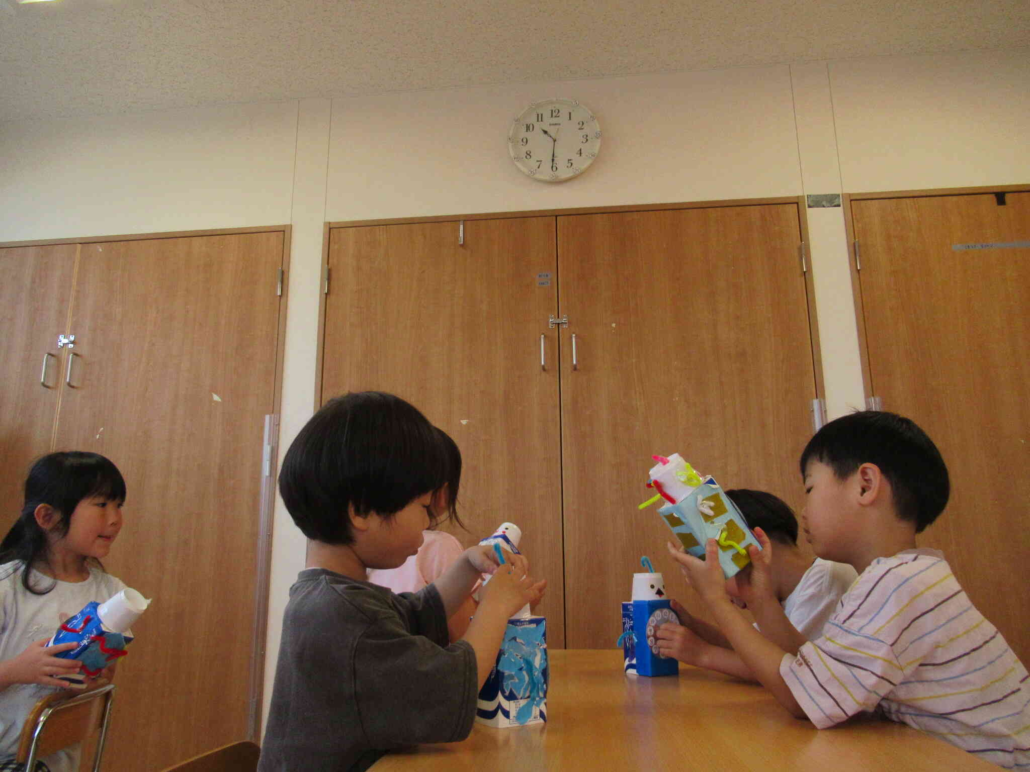 時計遊びから時計探し探検へ