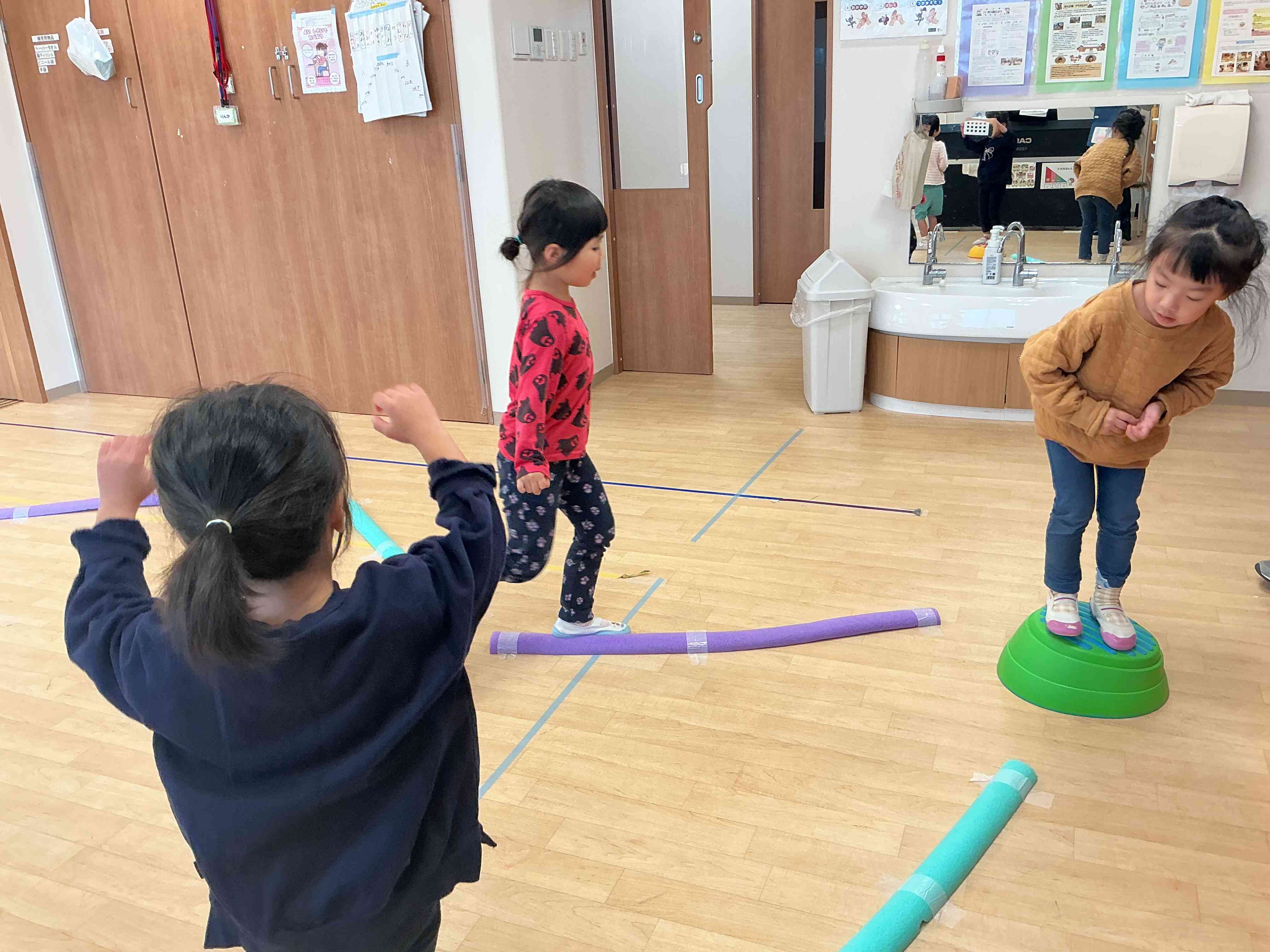 パンダ組、おっとっと