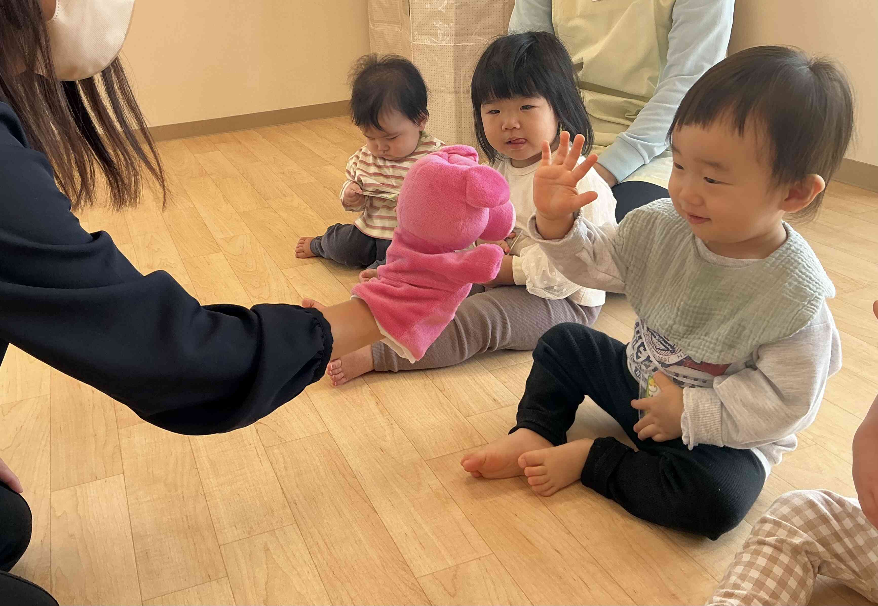 英語レッスン（0歳児ひよこ組）