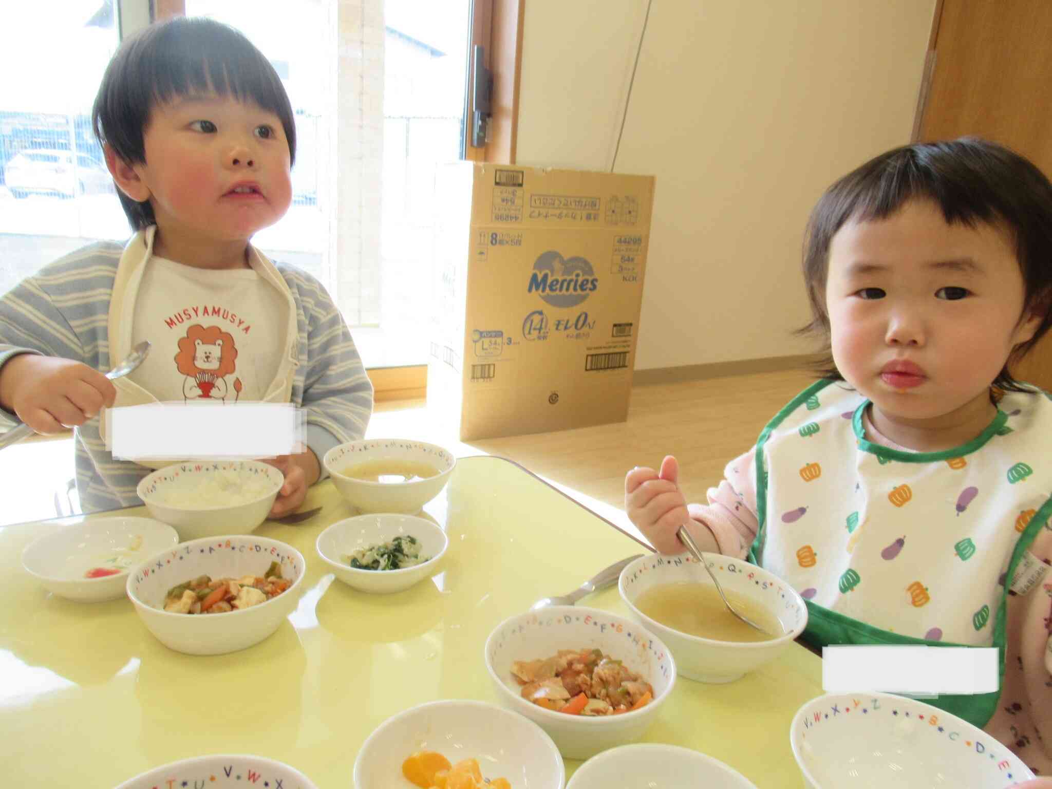 みんなで食べるご飯美味しいね！