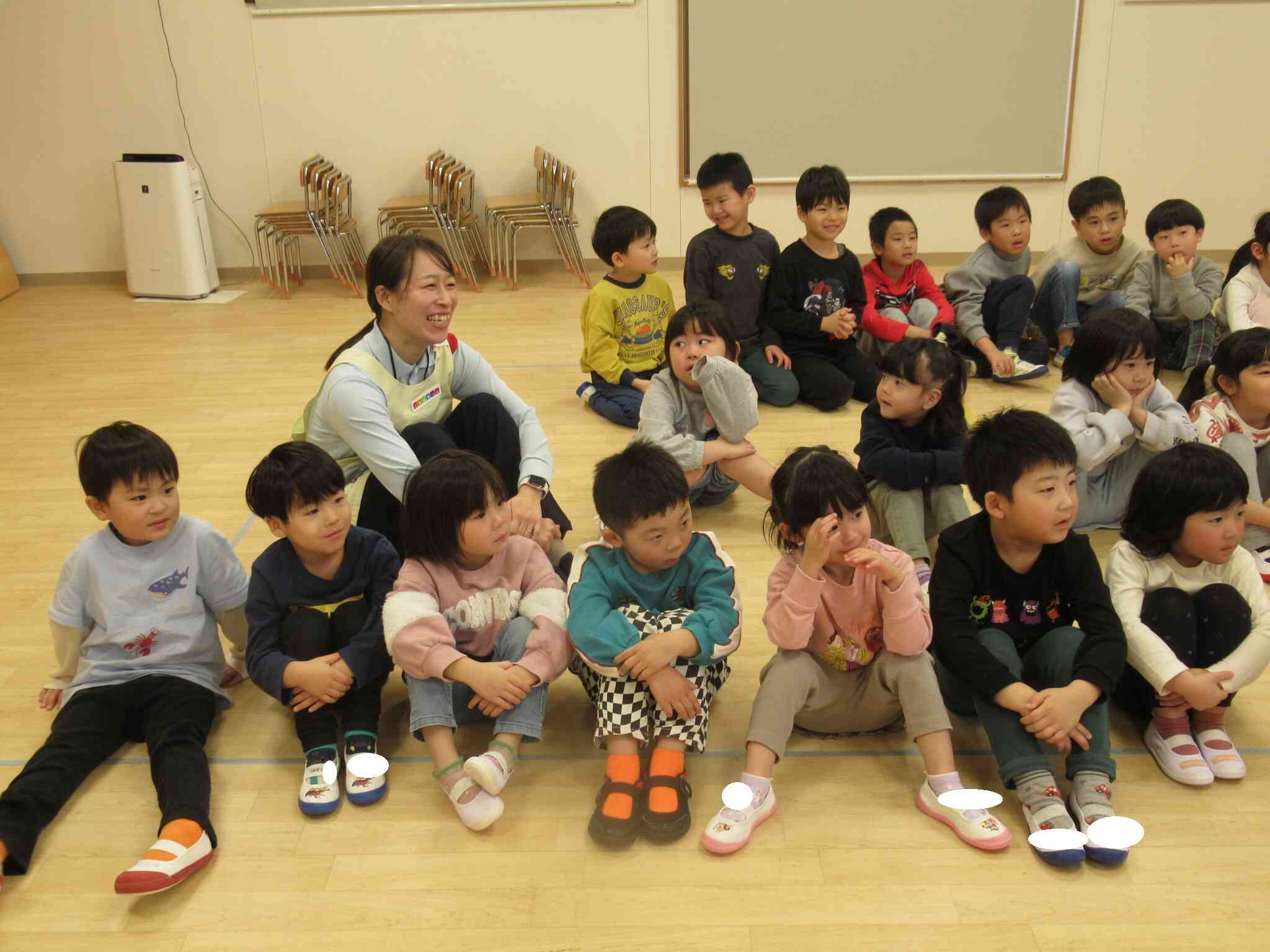 2月お誕生会（りす組・ぱんだ組・きりん組）