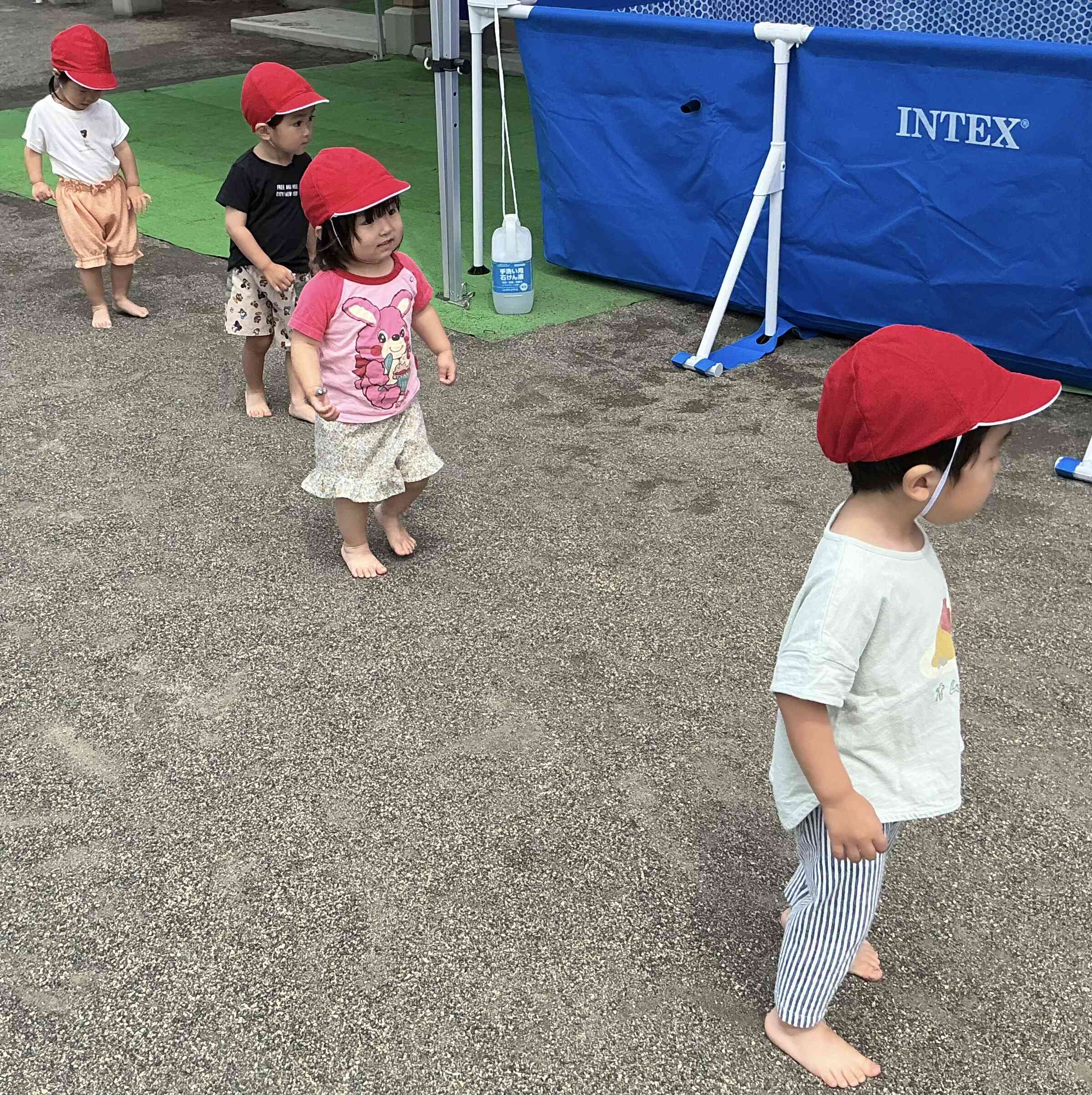 足がちくちくするね