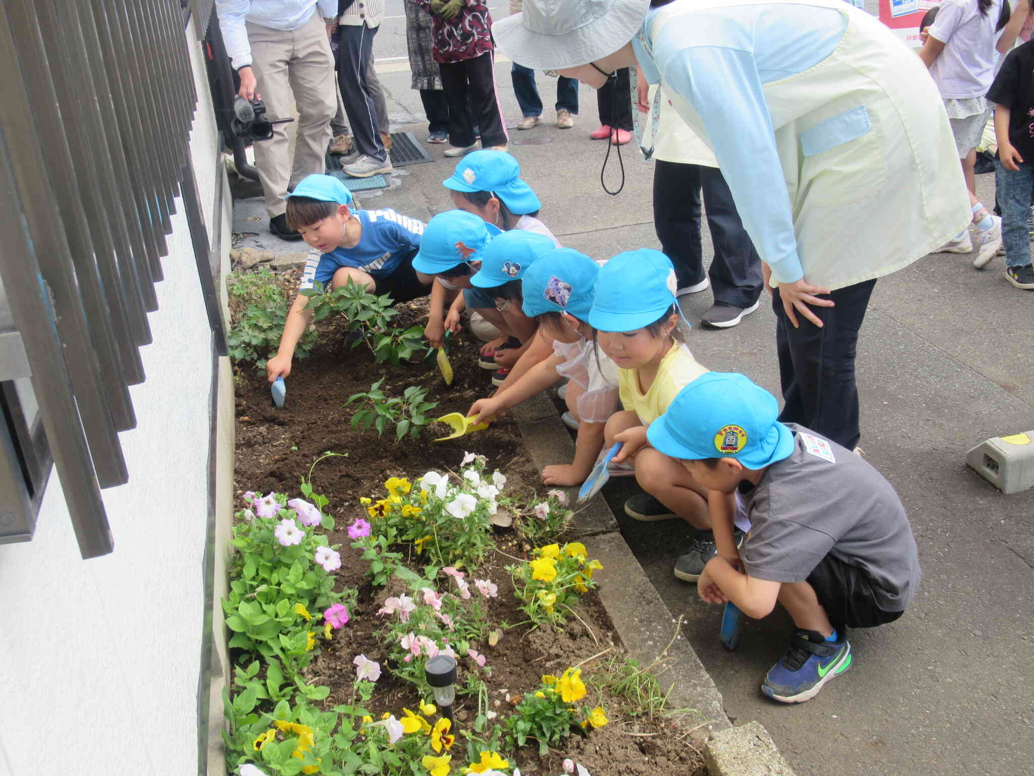 植樹会　5歳児きりん組