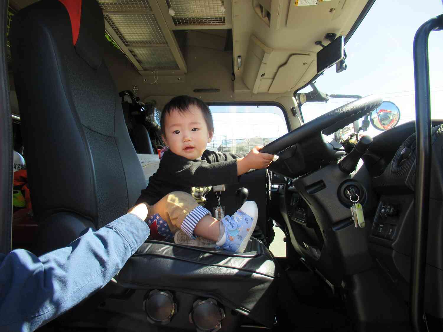 近くに行って見てみよう