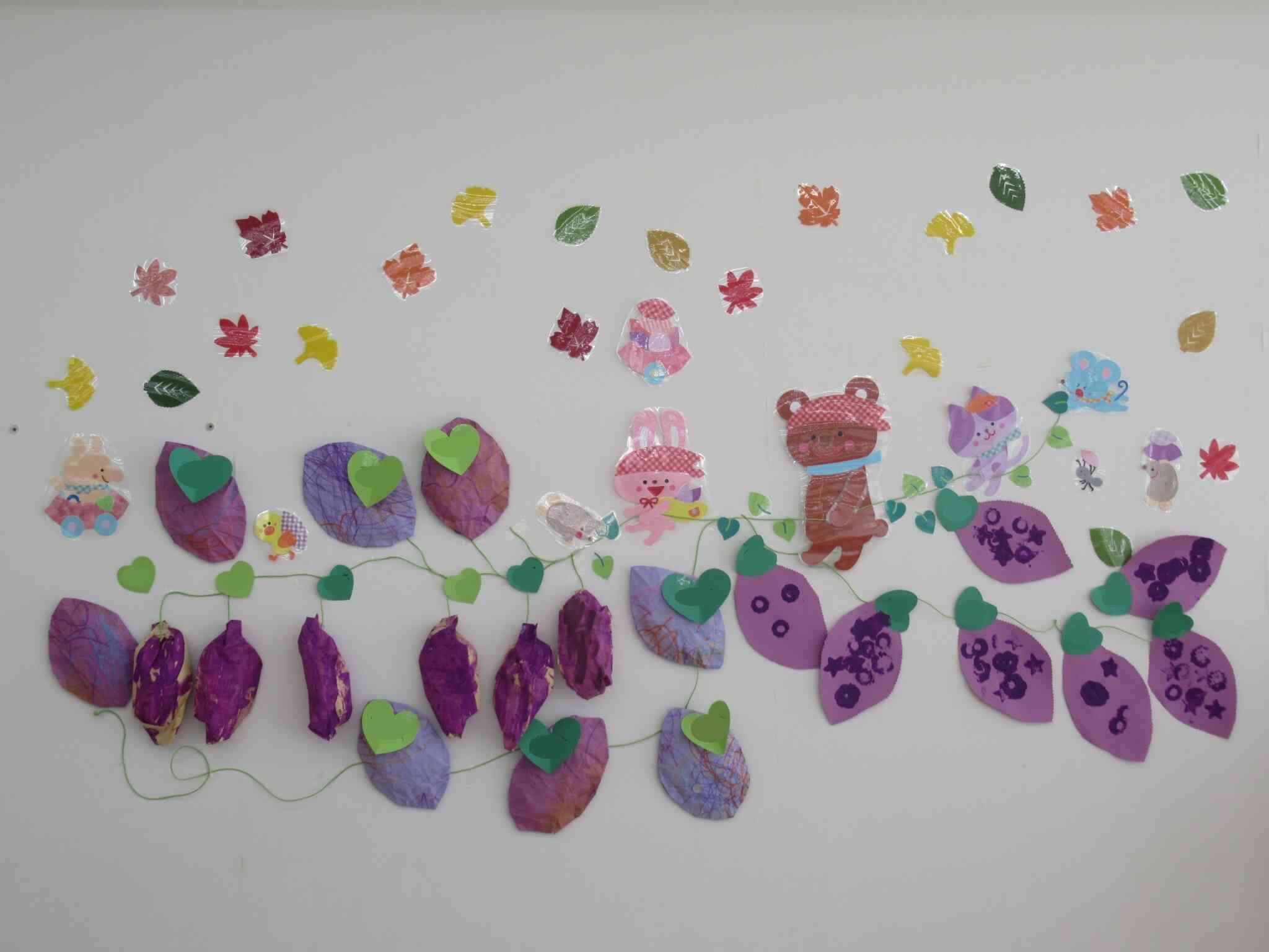 3クラス合同でさつまいもの製作をしました