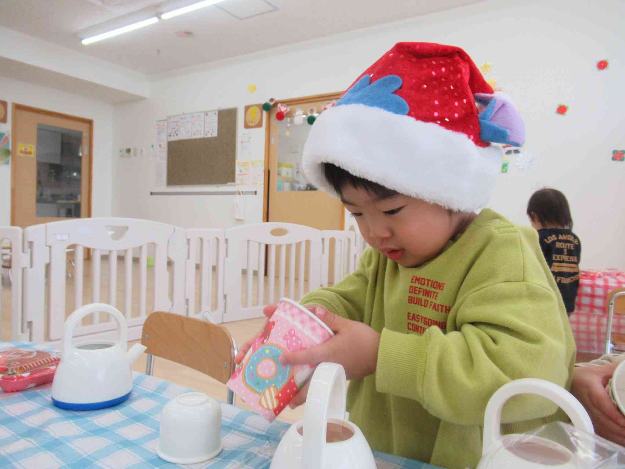 アイスクリーム入れるの難しいな