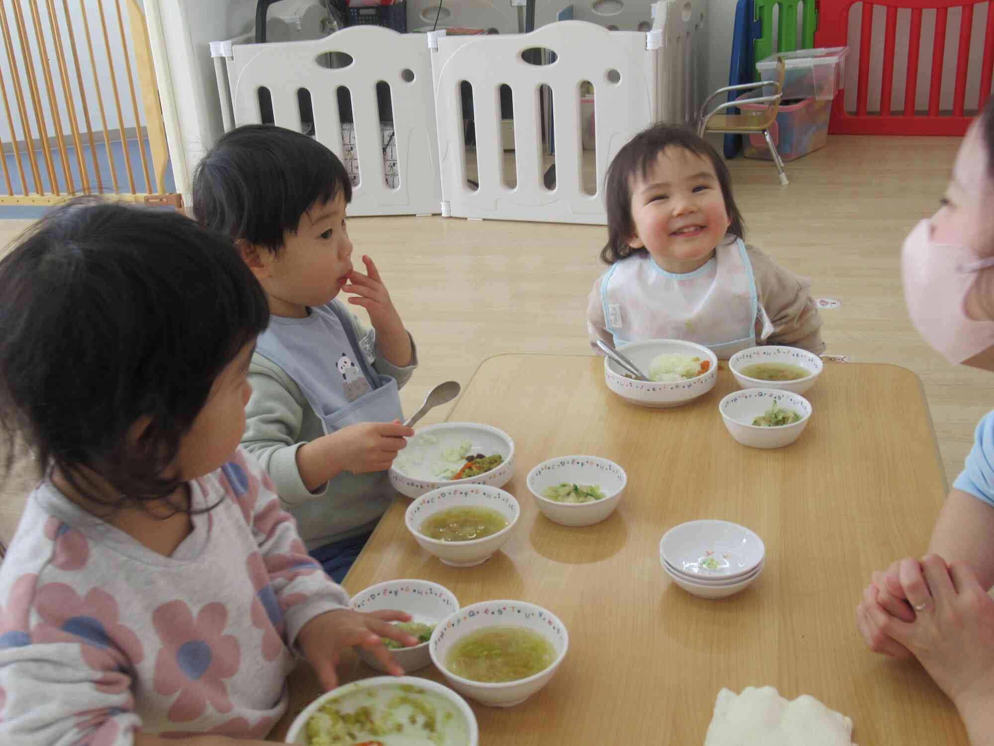みんなで食べるとおいしいね