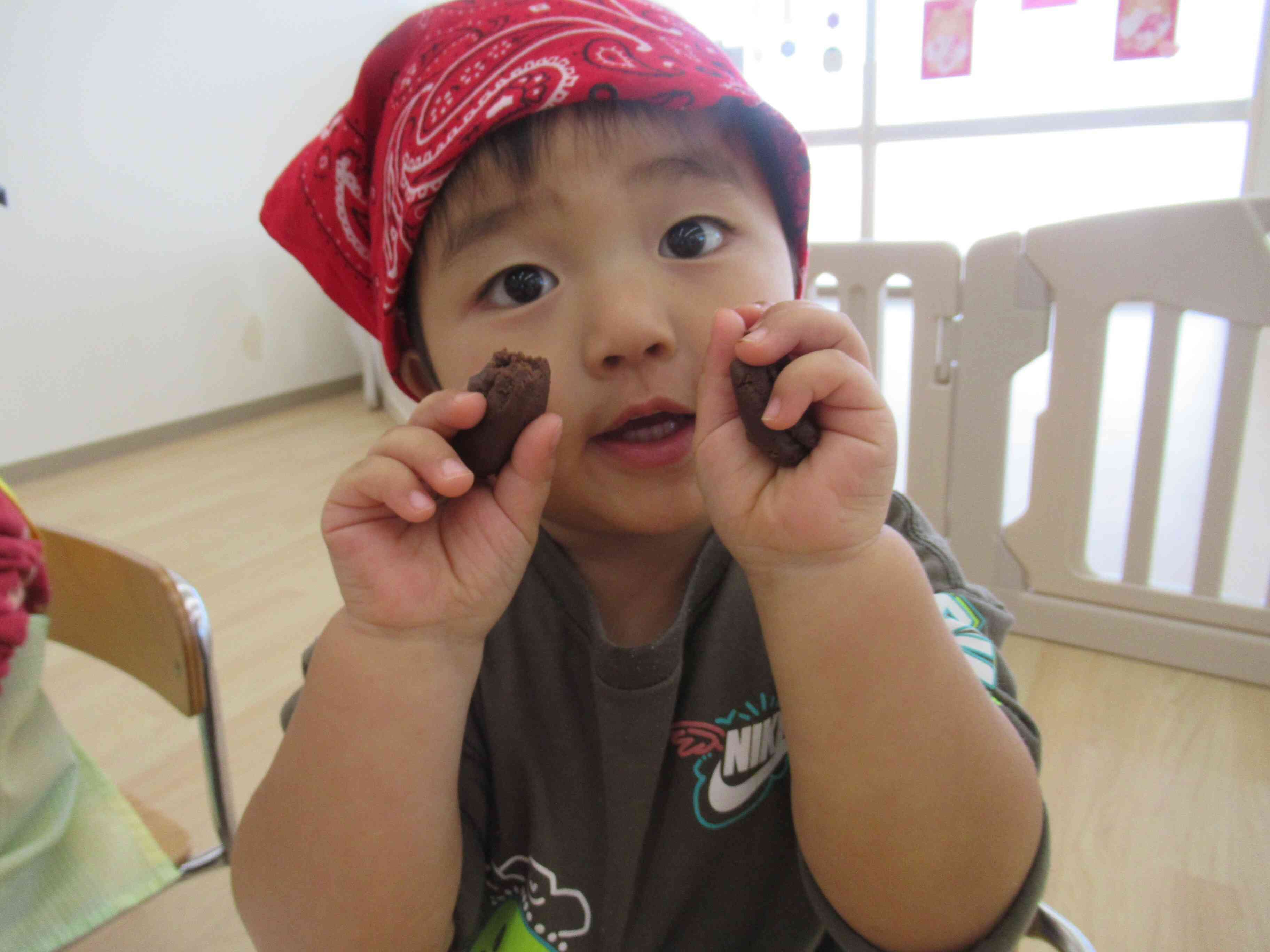 バレンタイン食育活動の様子（あひる組・ひよこ組）