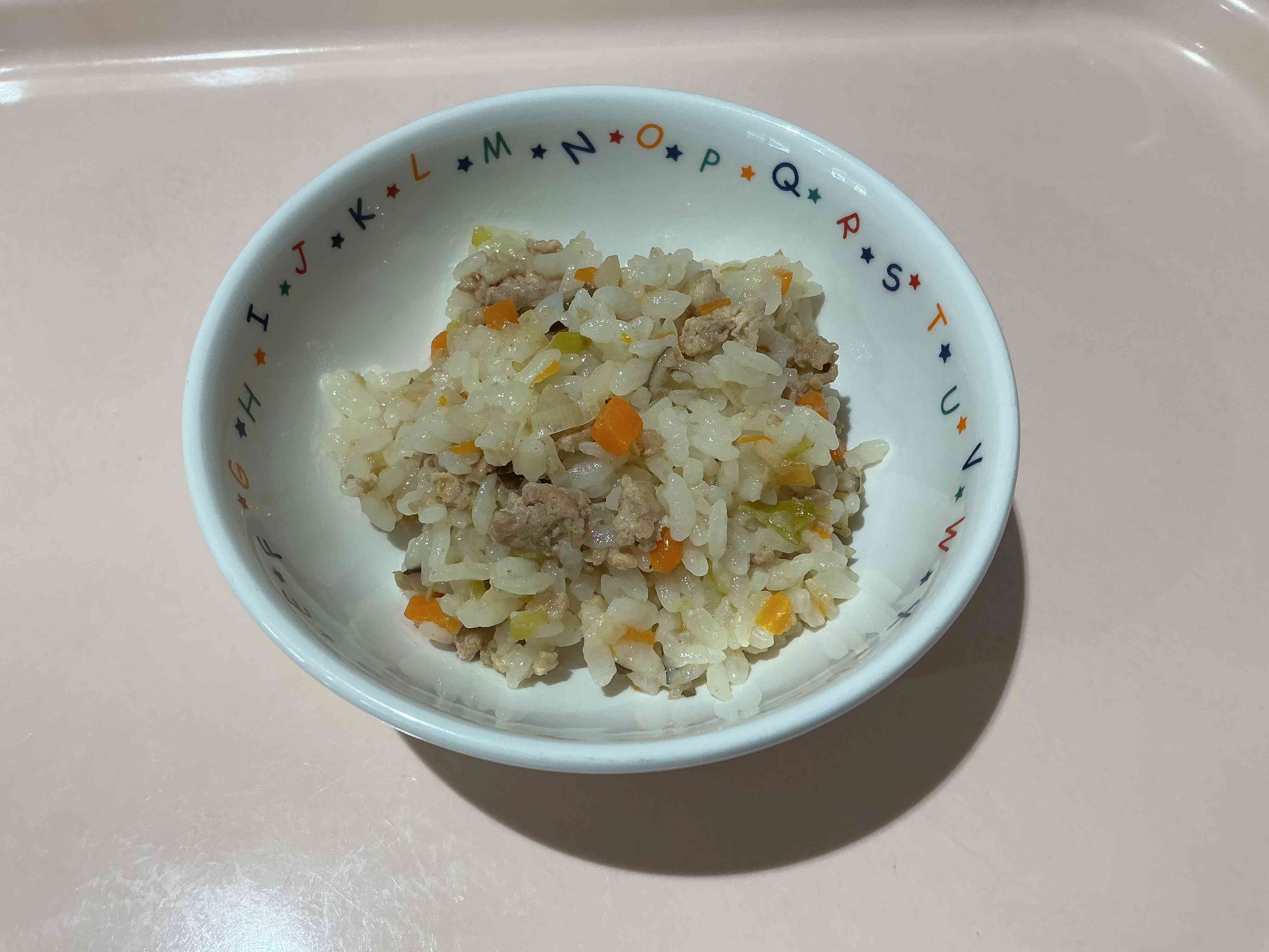 6月のおすすめレシピ【五目炒飯】