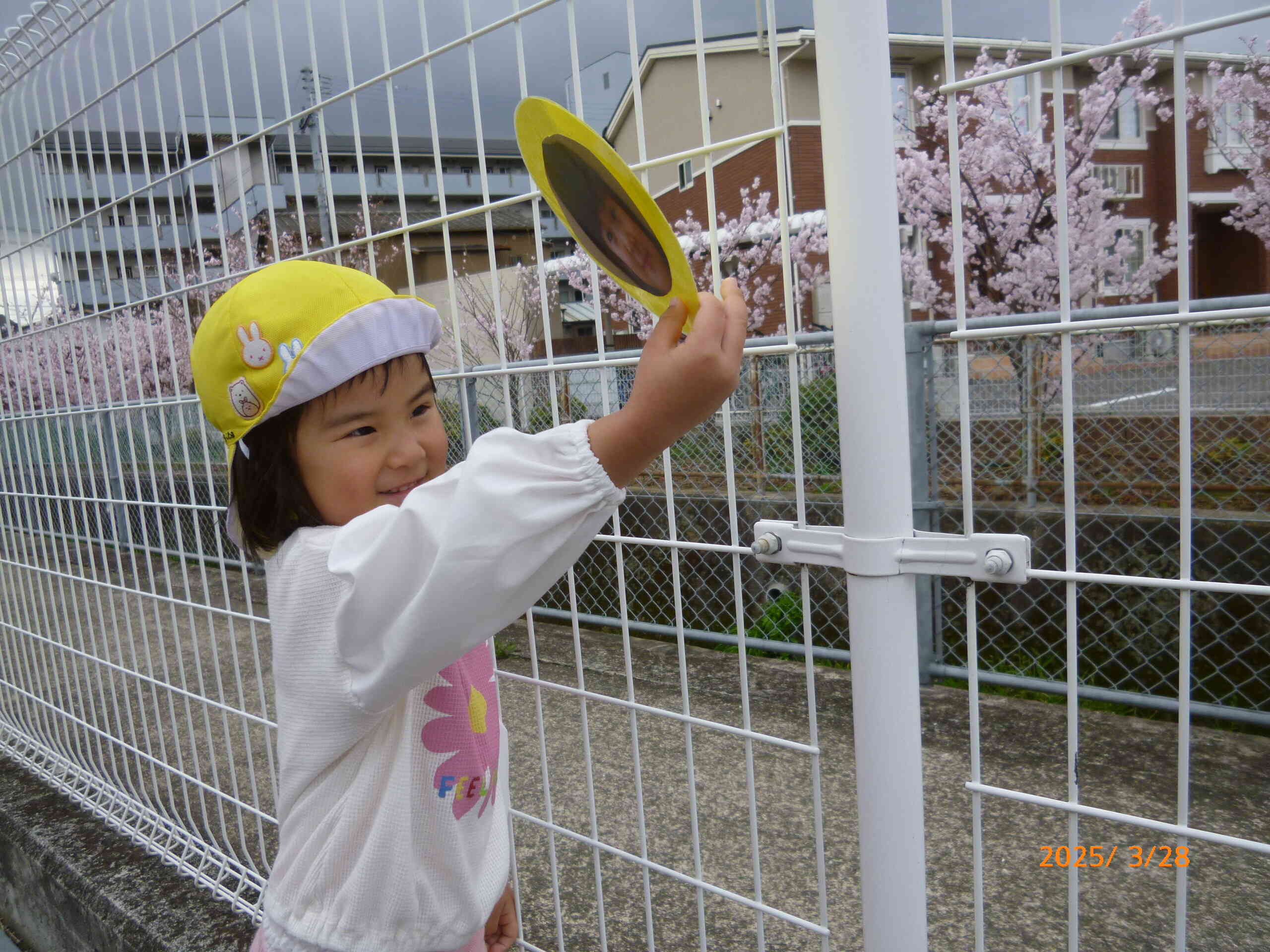 こんなところにあった～！と自分の風船を見つけてとても喜んでいます♪