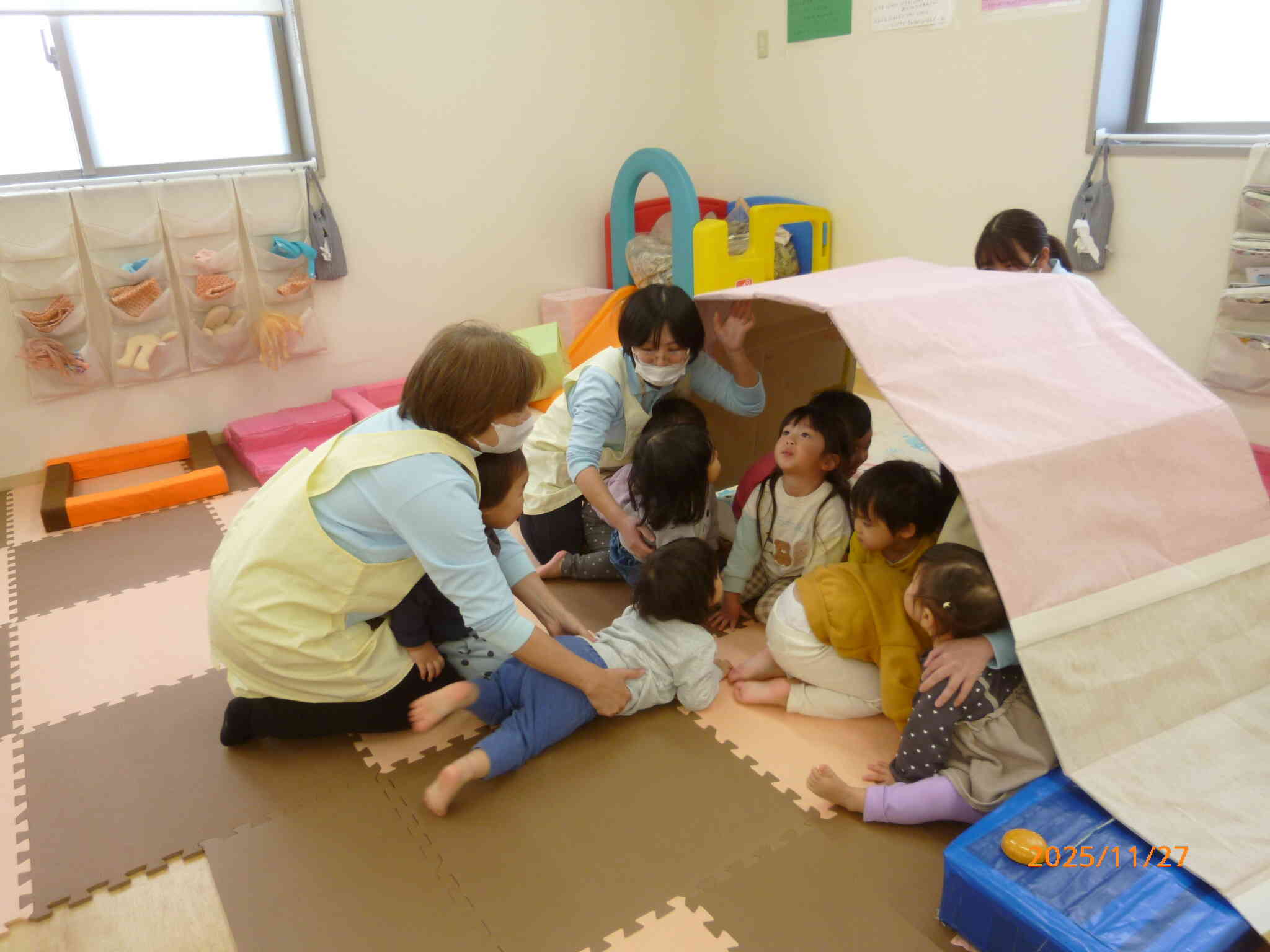 トカゲのポーズできるかな？