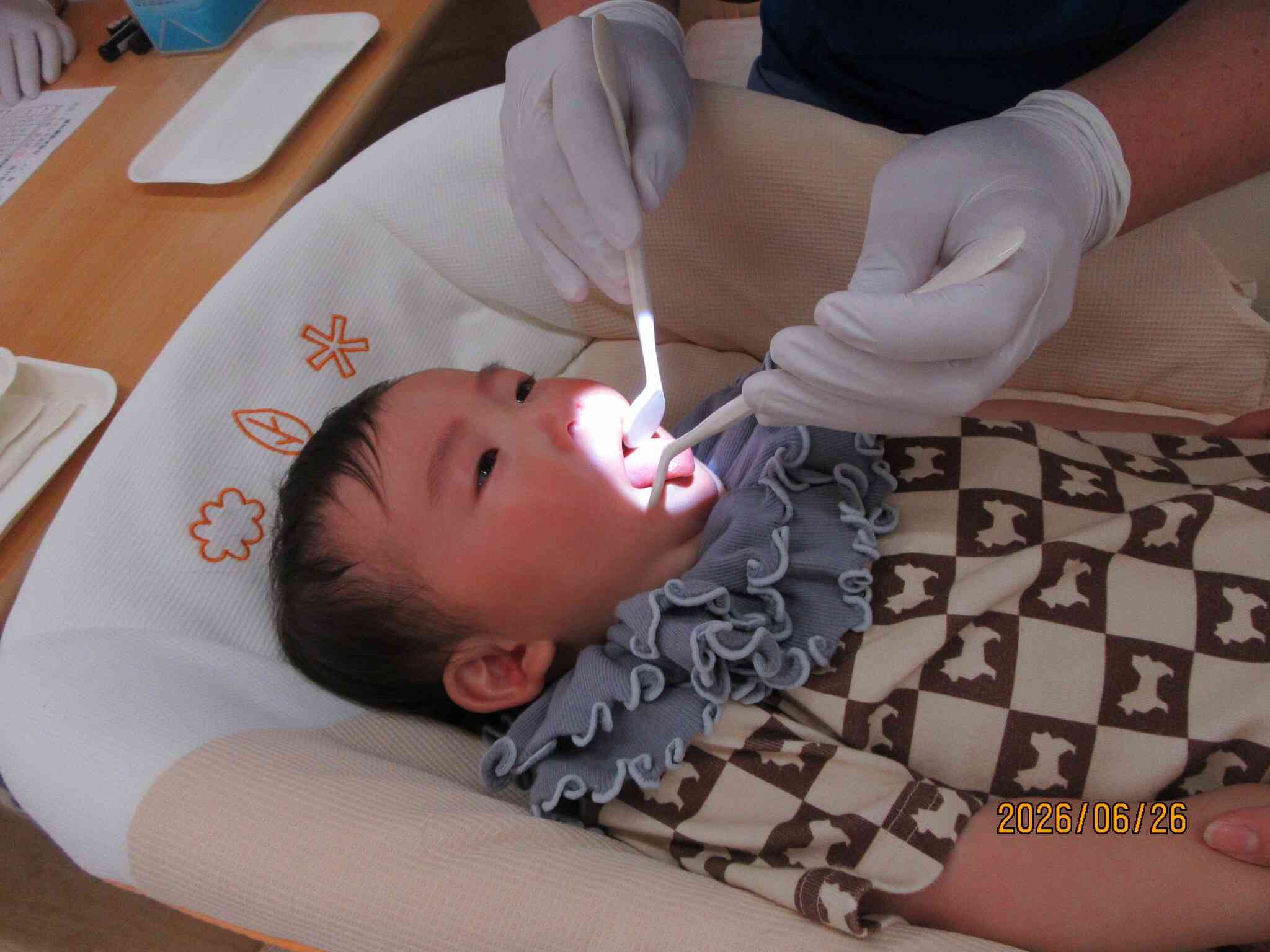 お口をあ～ん、歯科健診