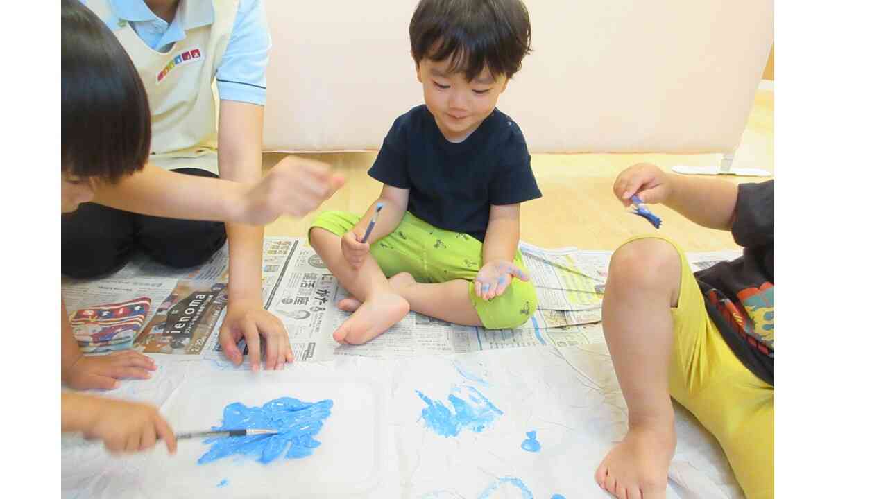 絵の具遊びをしたよ！