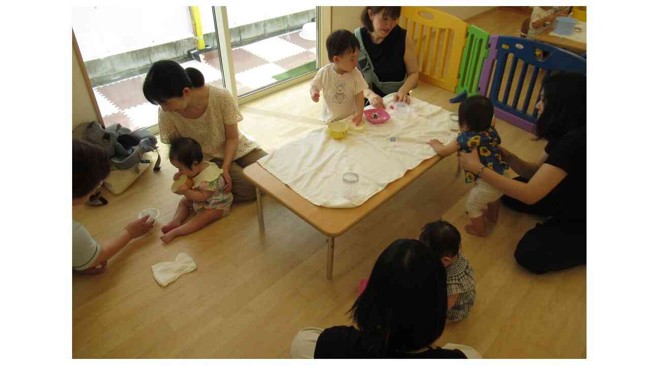 子育てひろばへようこそ♪