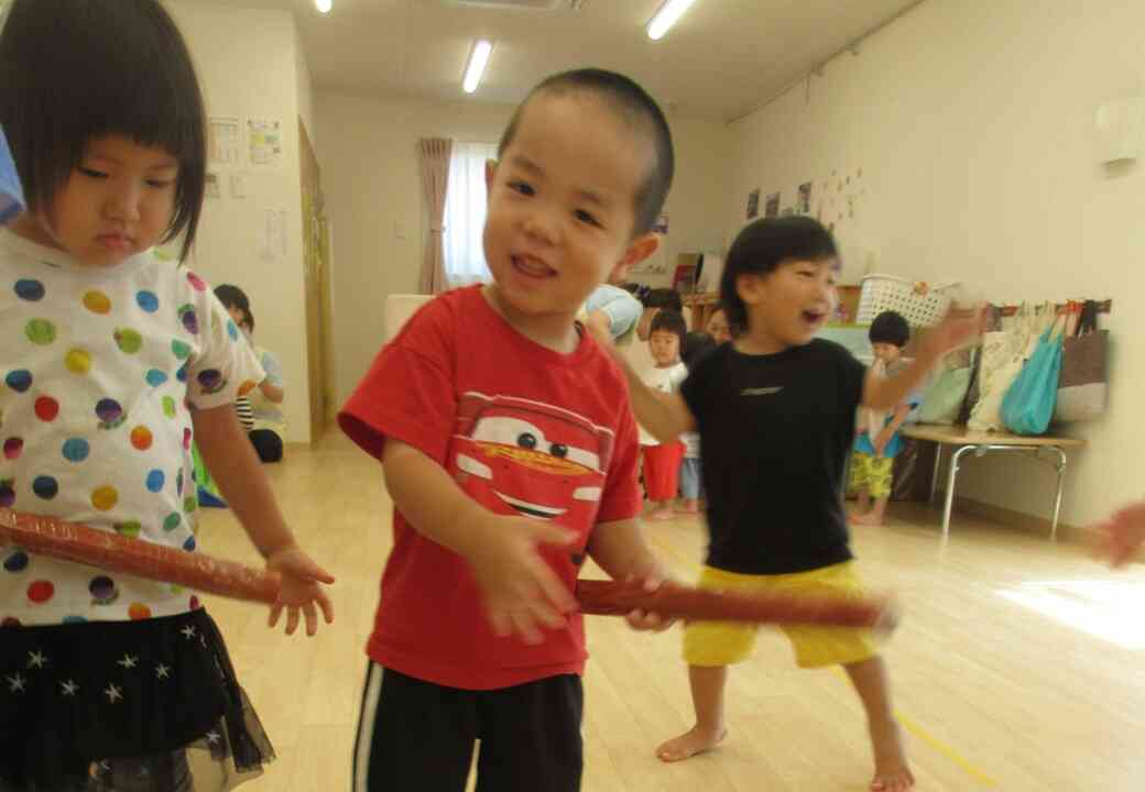 8月の子育てひろば、食育は『すいかわり