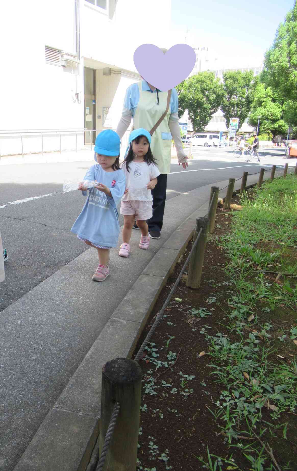どかから聞こえるのかなぁ～？