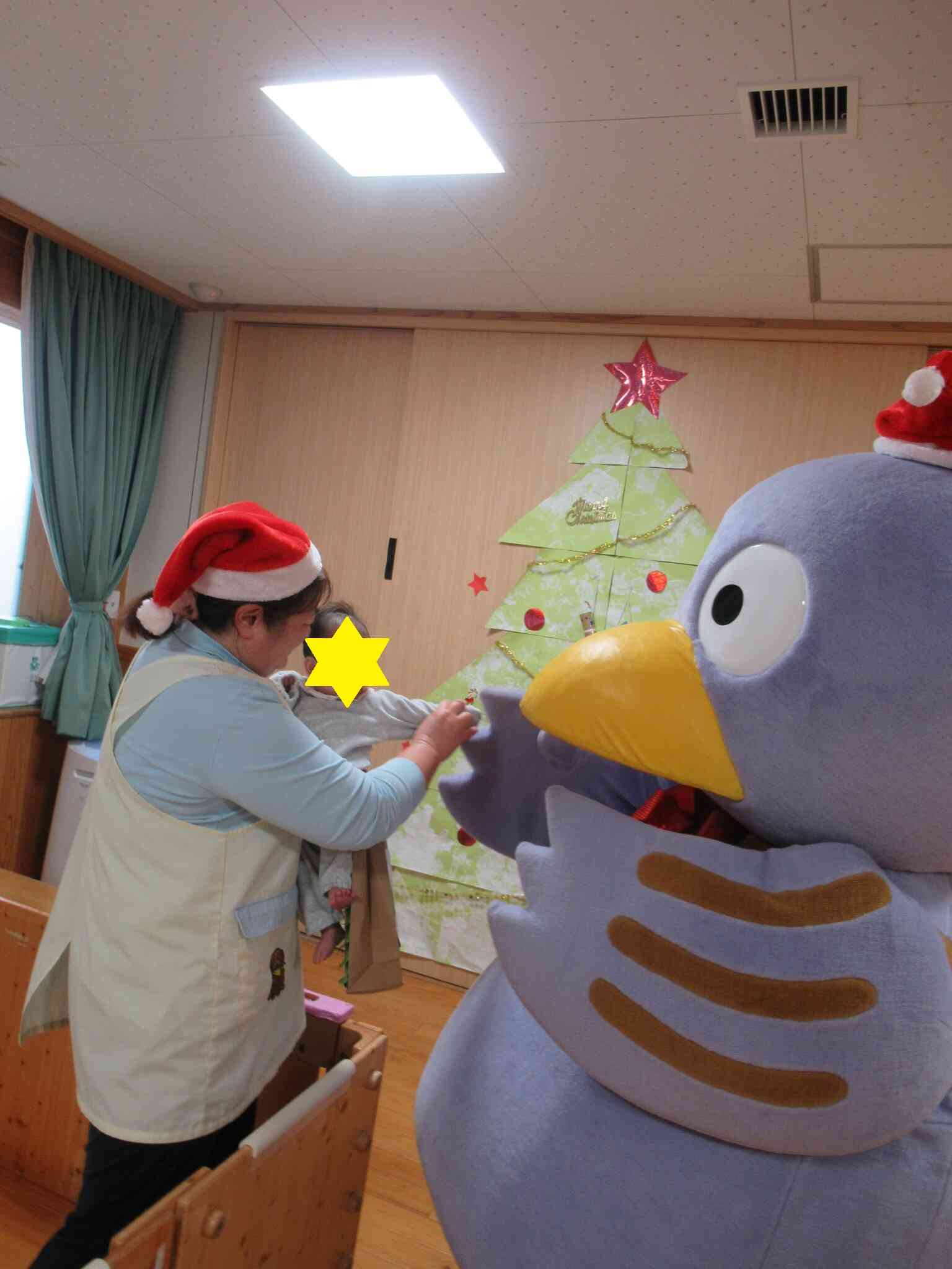 ひよこ組のお友だちも先生と一緒に♪