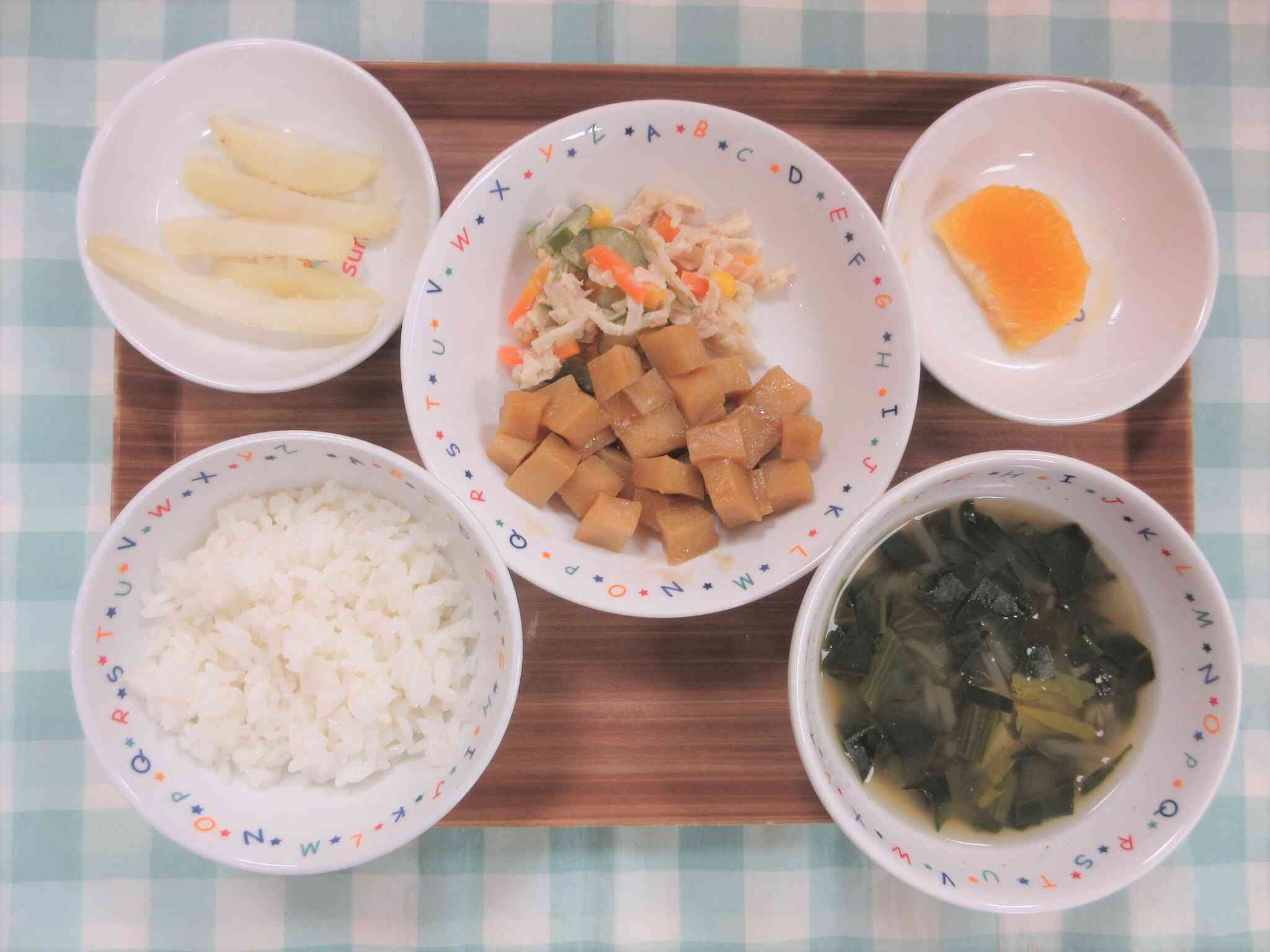 乳・卵・小麦　不使用の手作り給食