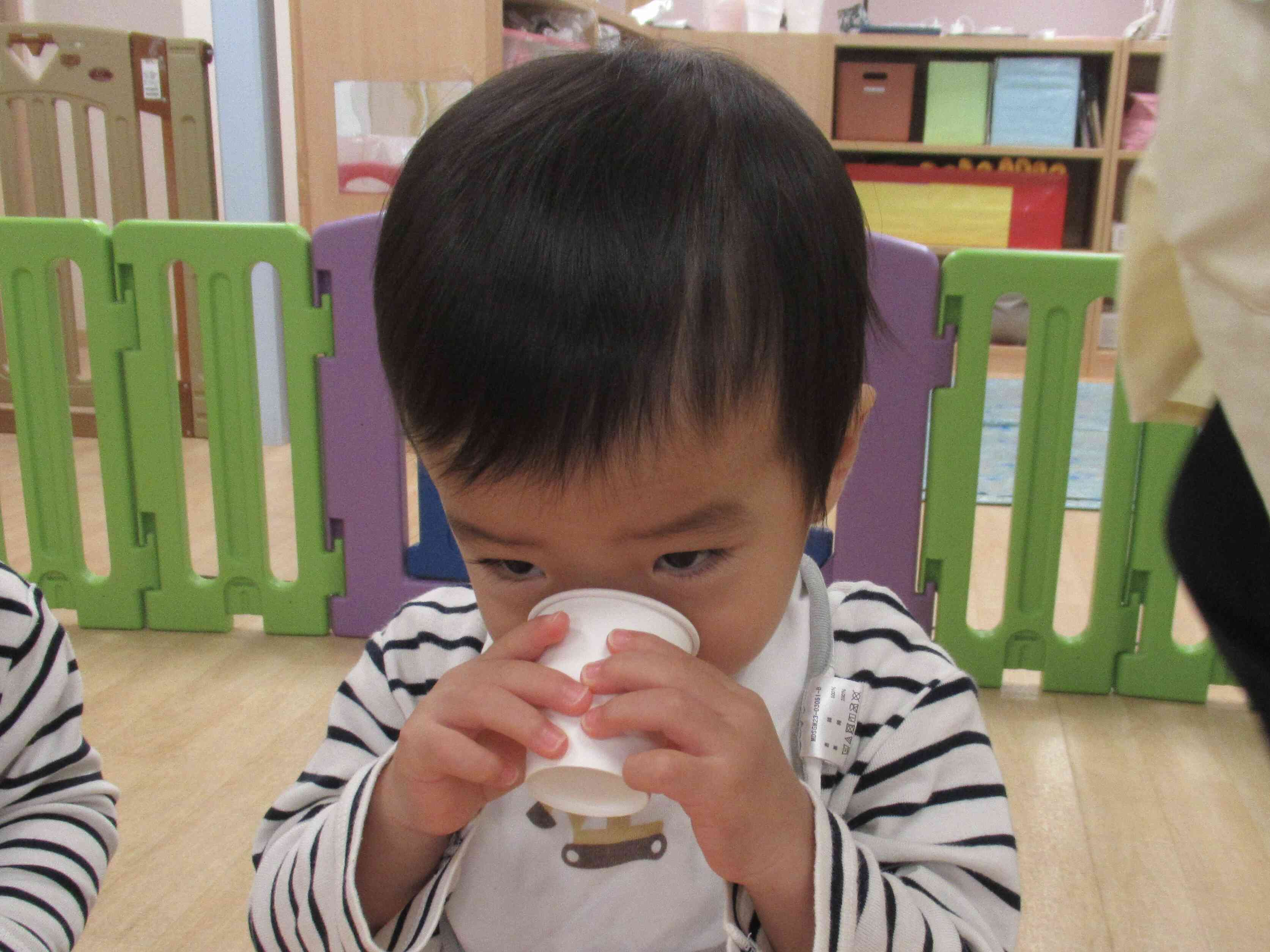 ゴクゴク、ゴクゴク…