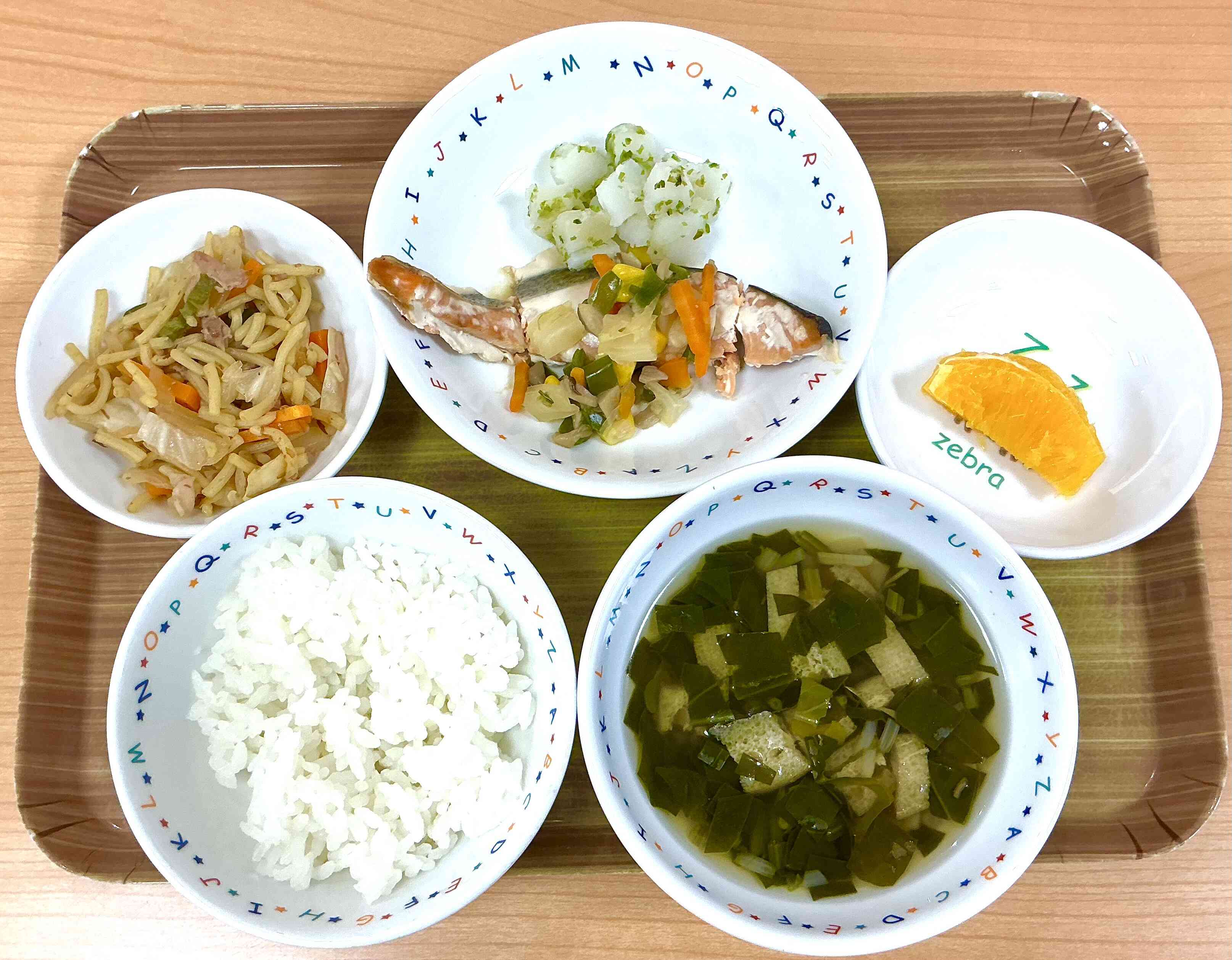11月25日給食メニュー