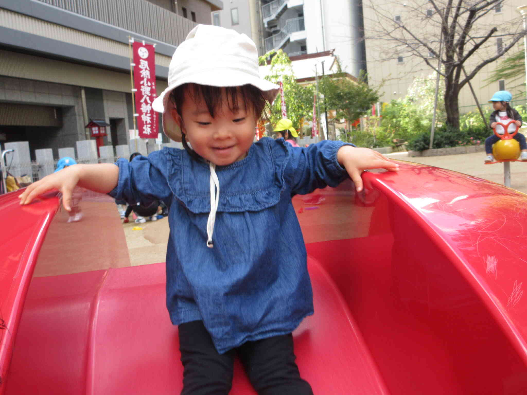 すべり台楽しいね！