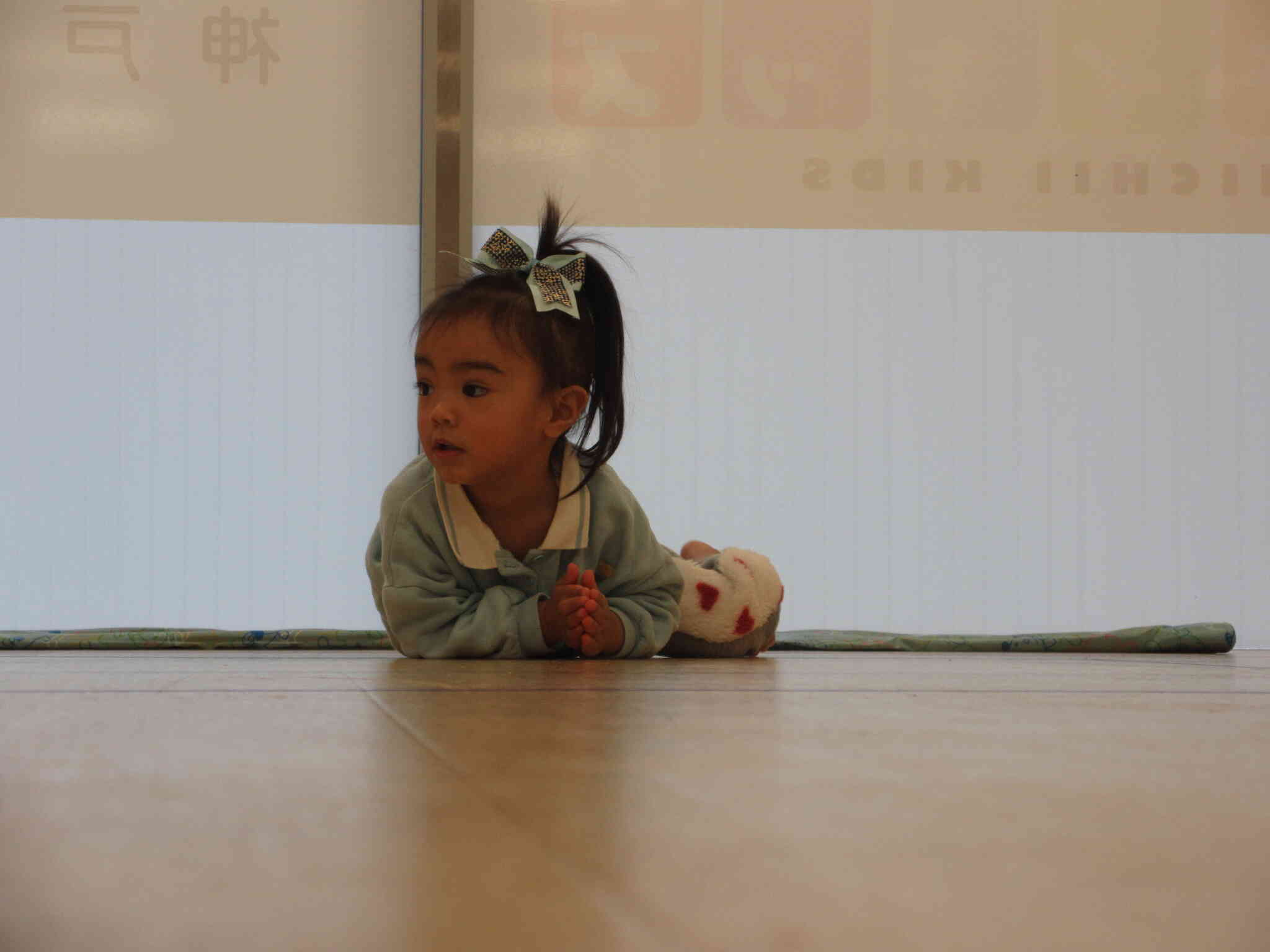 ニョロニョロ〜!ヘビさんになって進むよ!