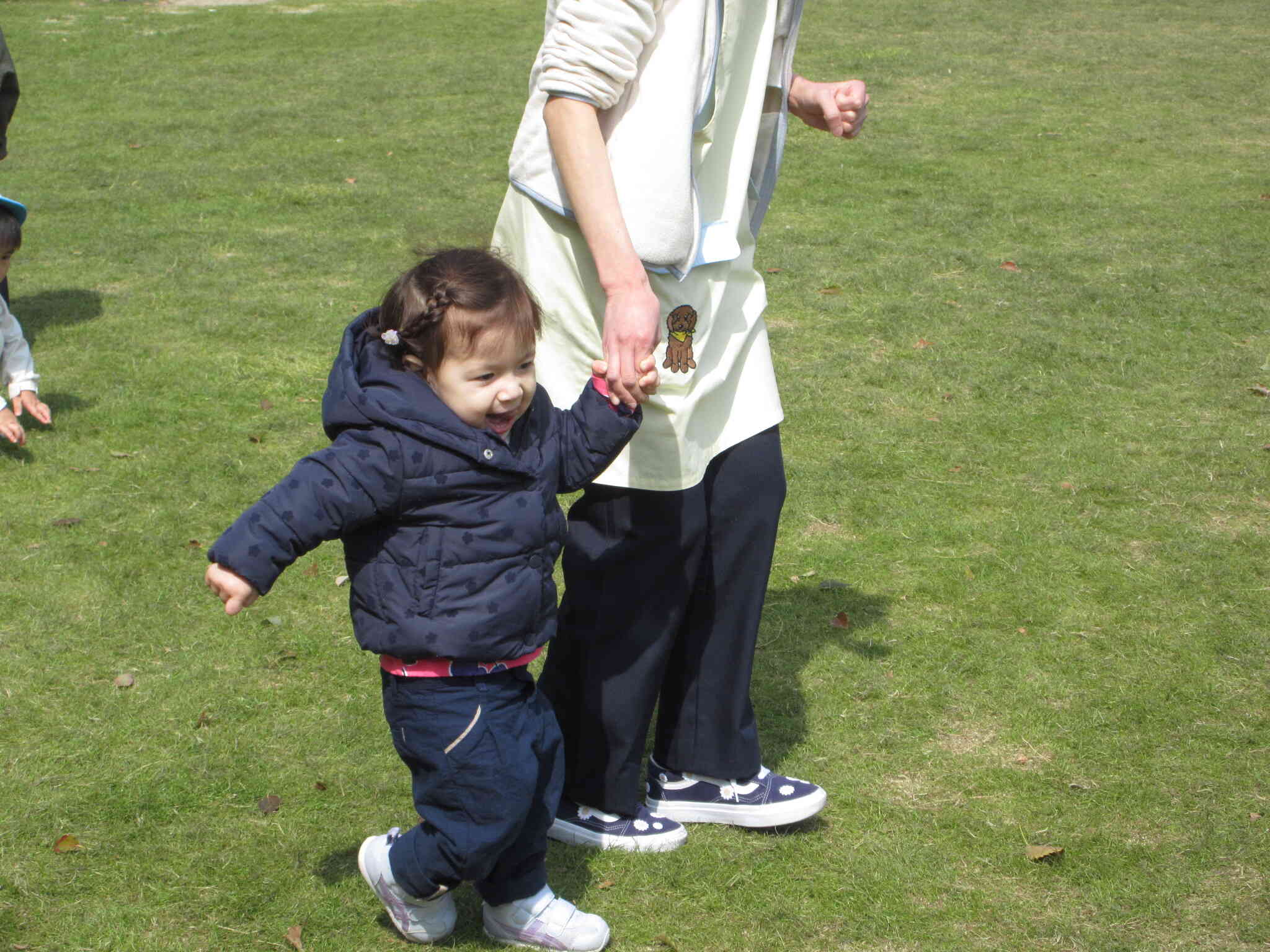 先生とお手々をつないでよ～いどん♡＾＾♡