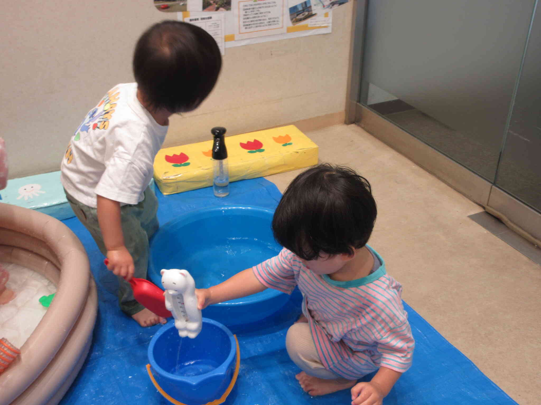 水遊び気持ちいいね！